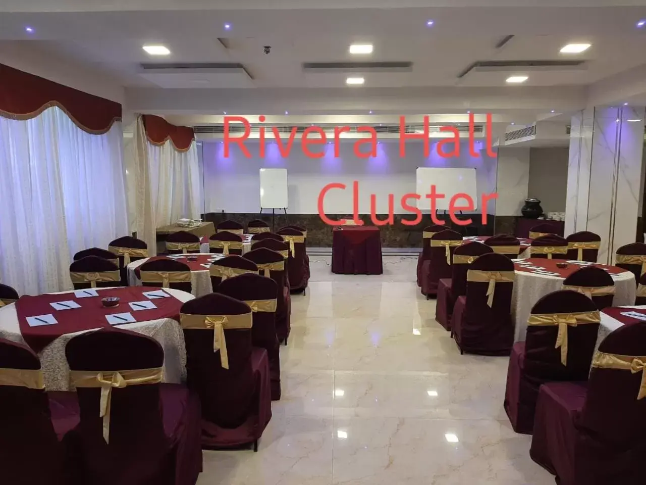 Meeting/conference room in Quality Inn Sabari