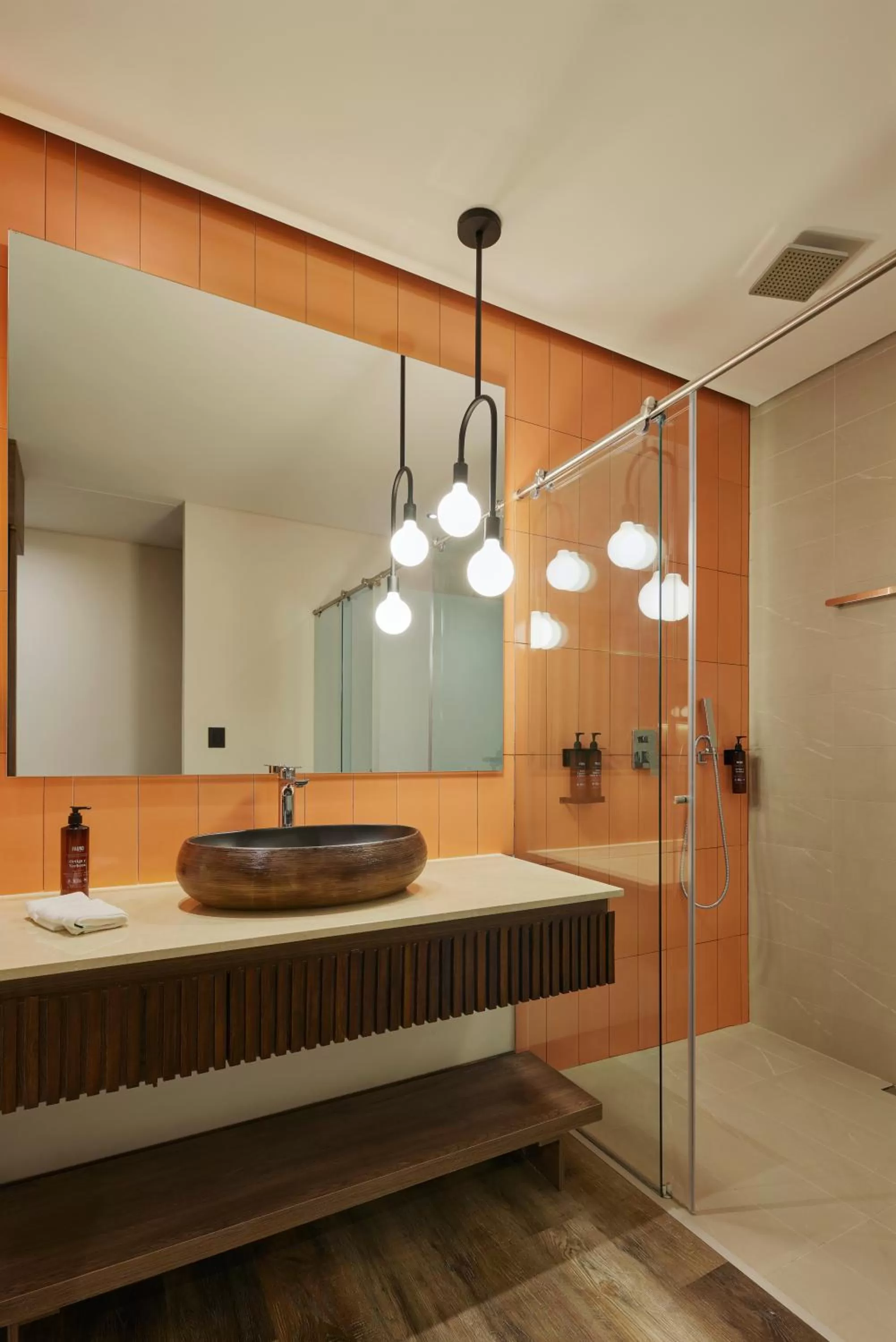 Shower in Blues Suites Medellín