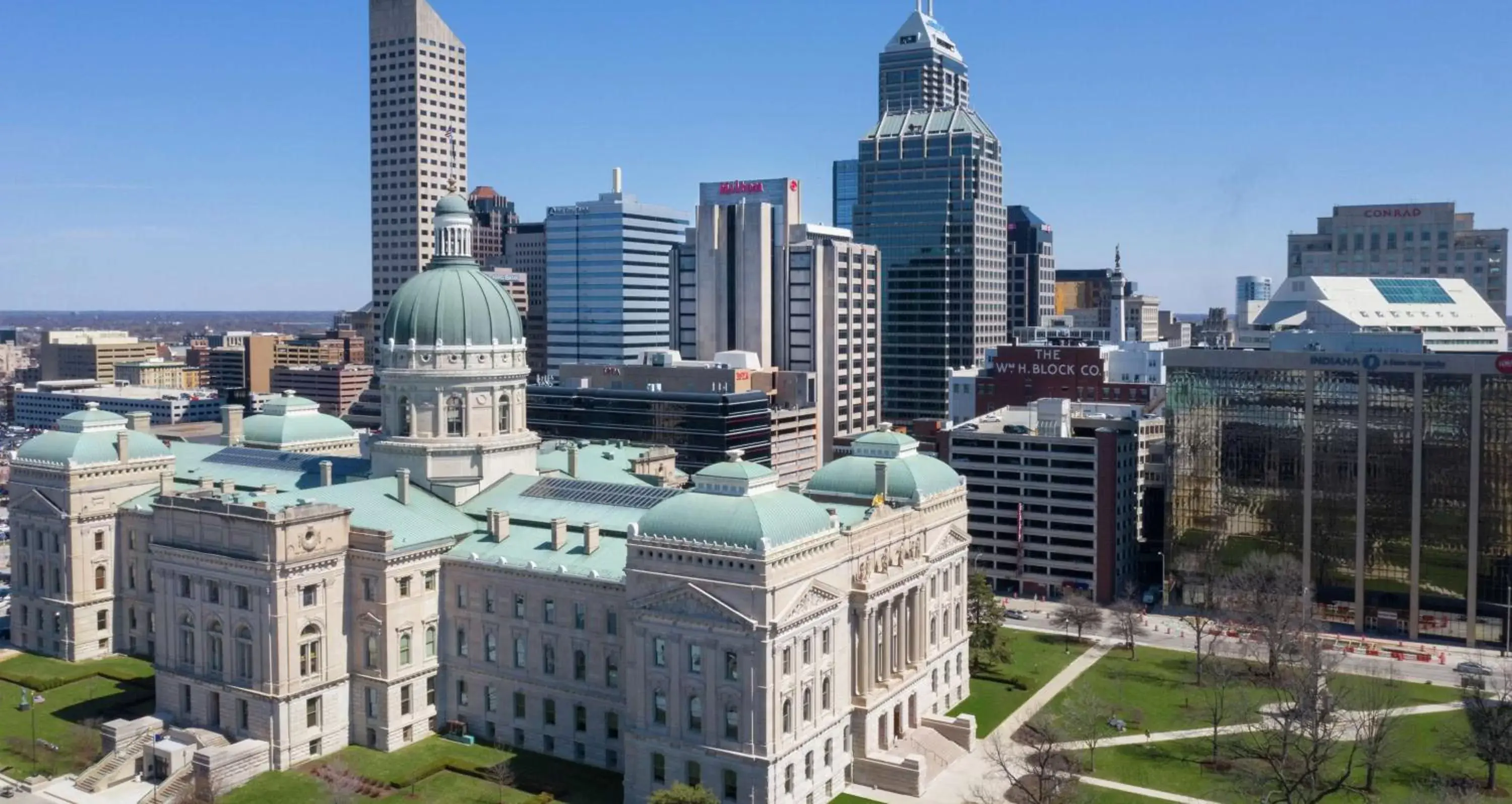 Property building in Hilton Indianapolis Hotel & Suites Property building in Hilton Indianapolis Hotel & Suites