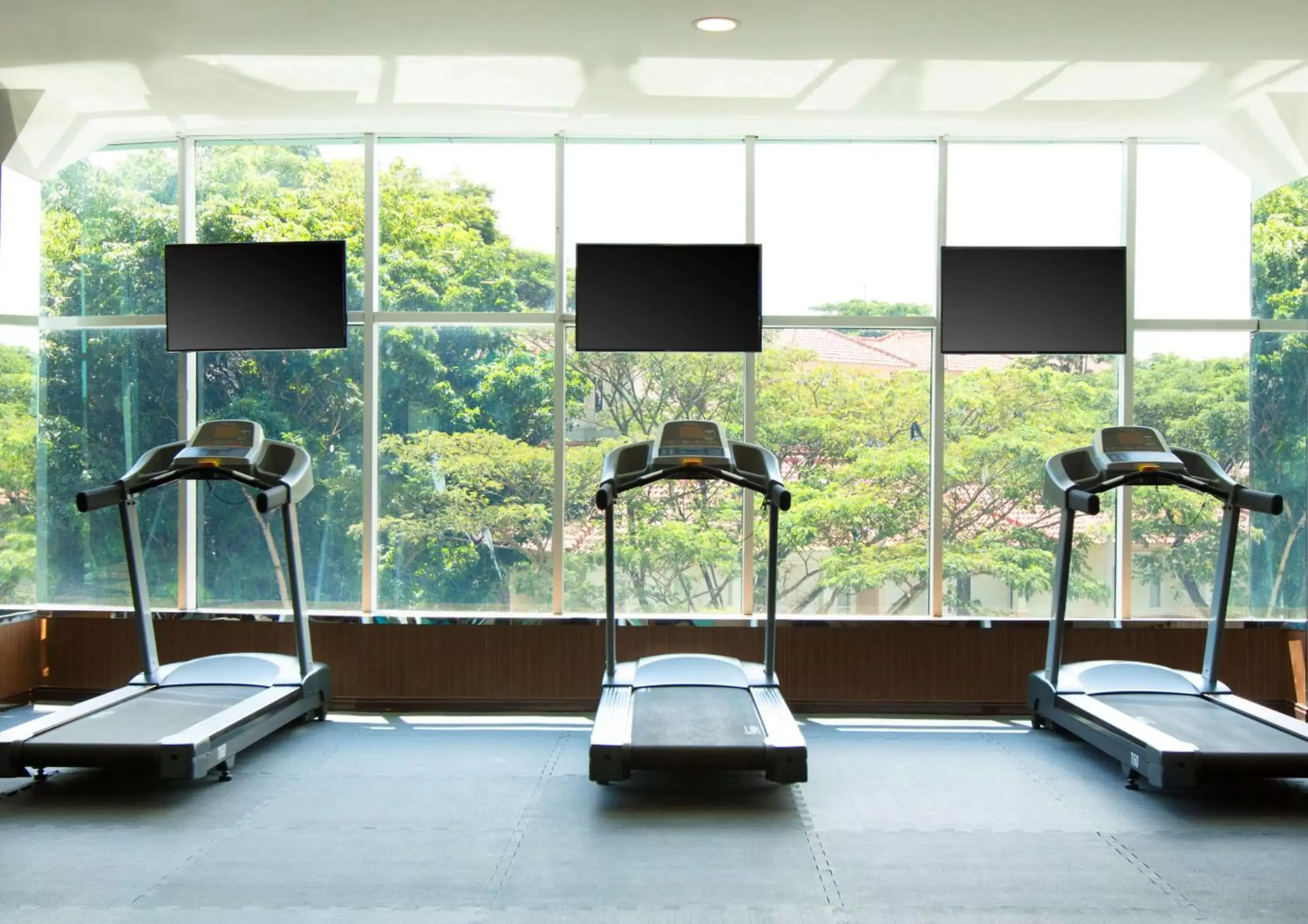 Spa and wellness centre/facilities, Fitness Center/Facilities in Best Western Premier Panbil