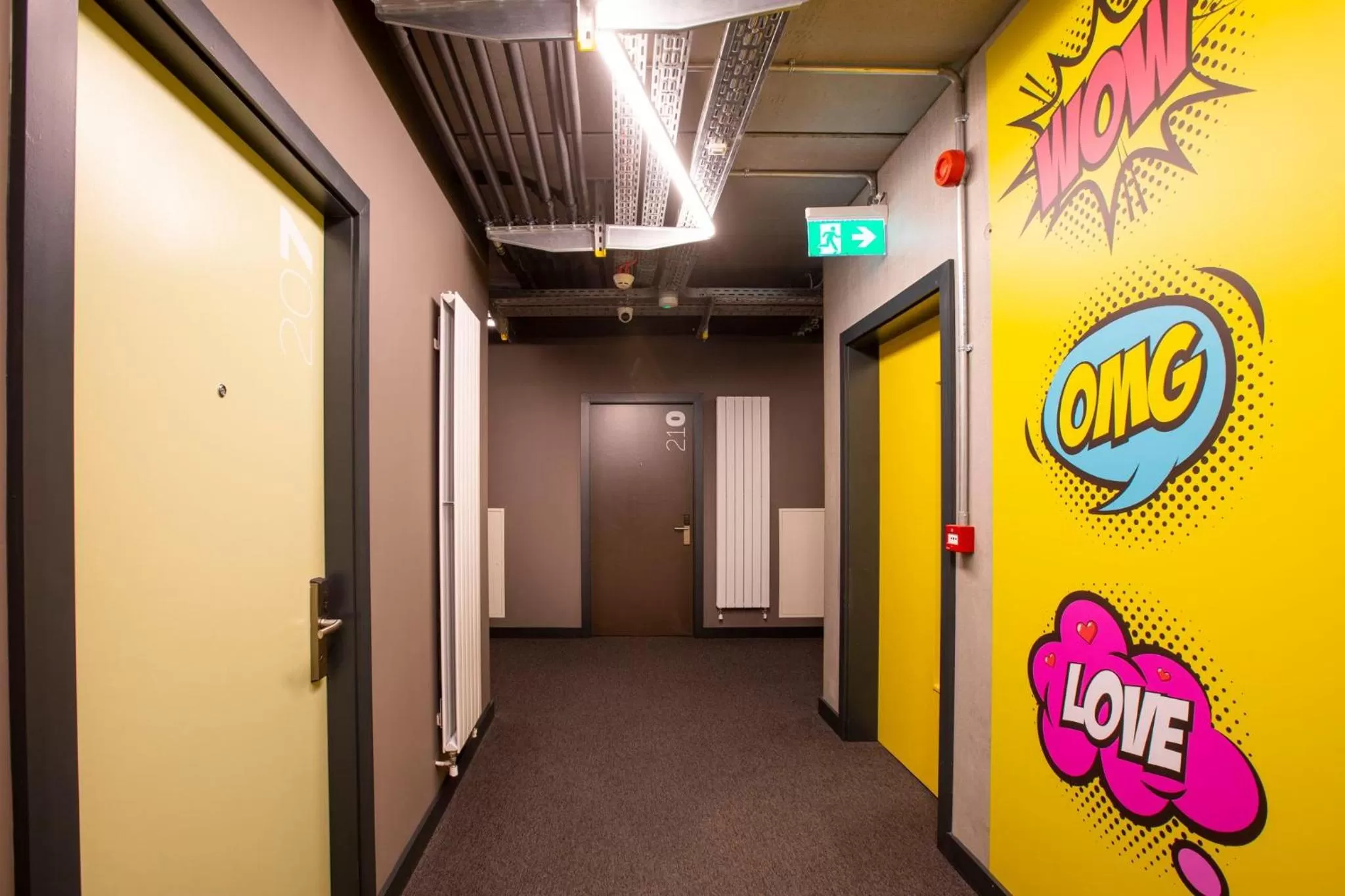 Property logo or sign in REZz Cork