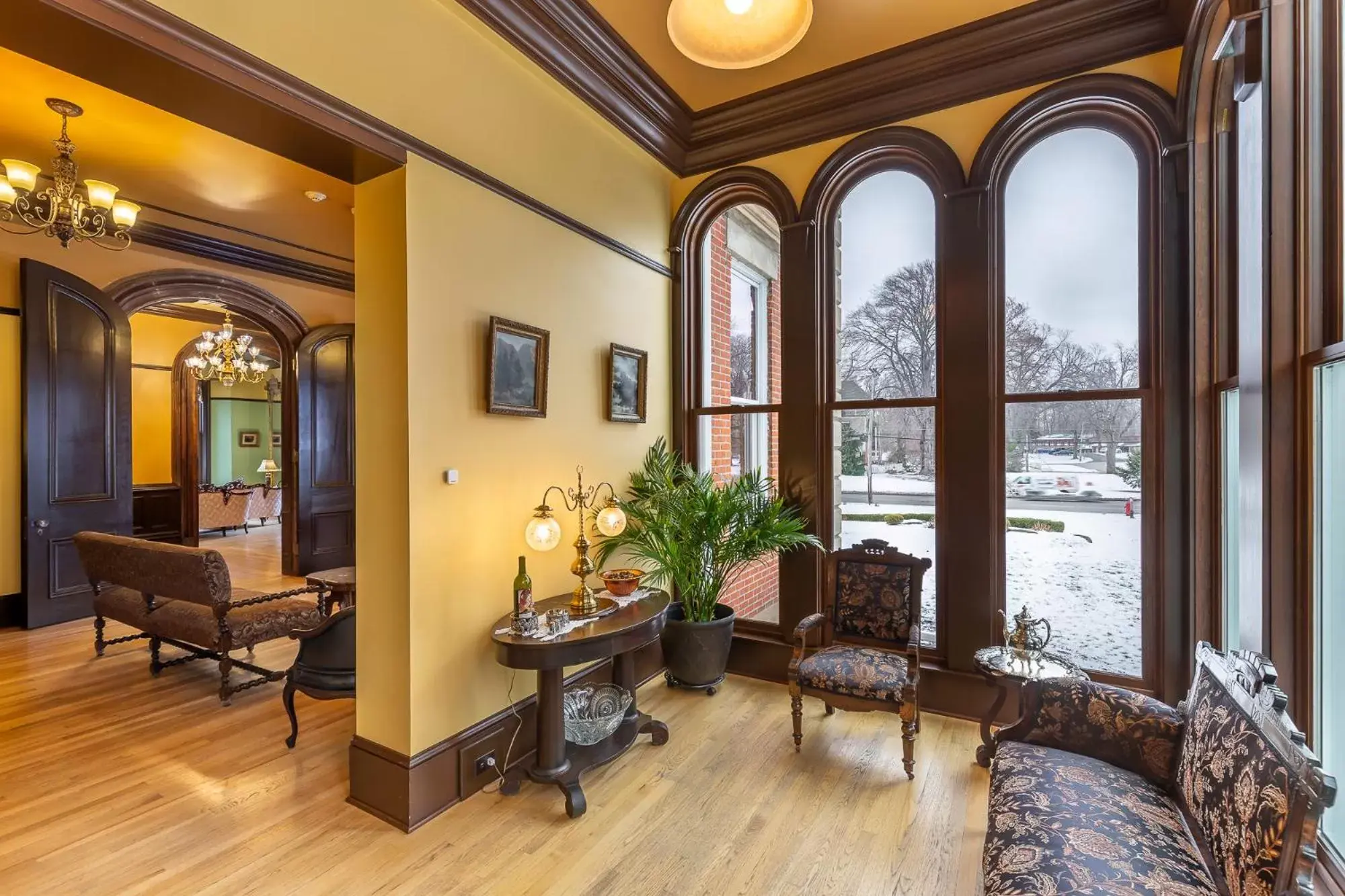 Seating area in Steele Mansion Inn & Gathering Hub