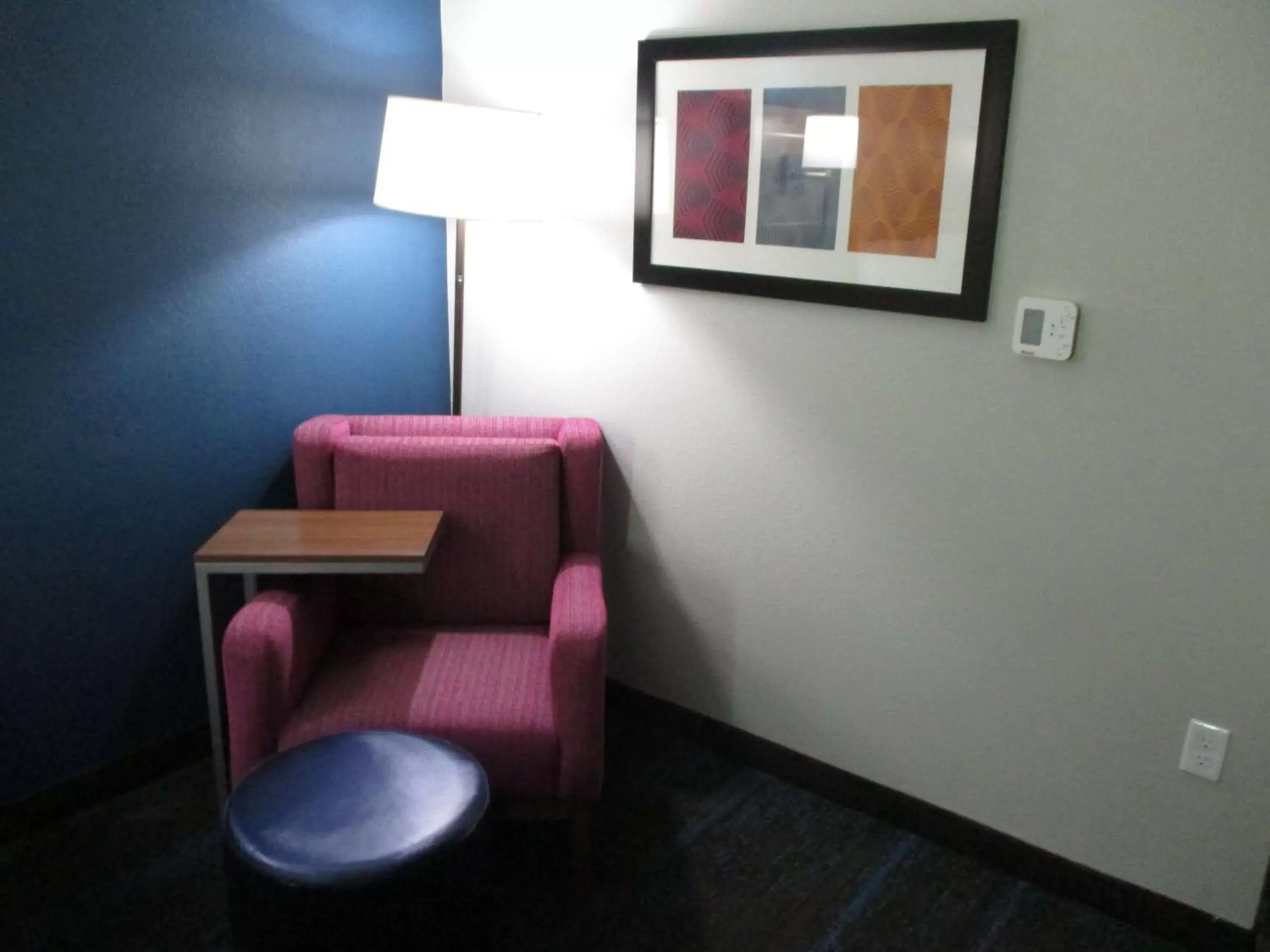 Photo of the whole room, Seating Area in Best Western Plus Medical Center
