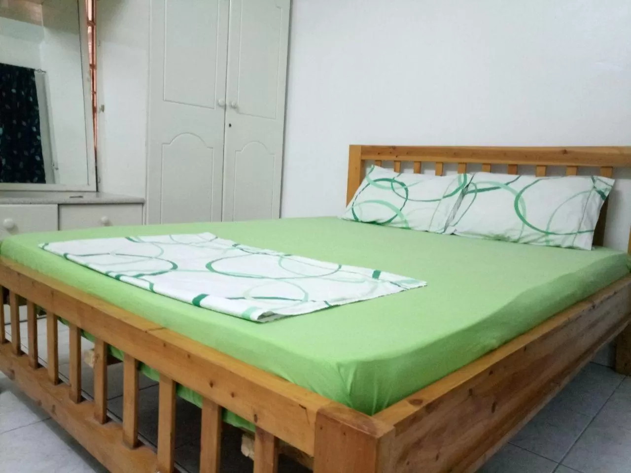 Bed in Apartment in Dar Homestay