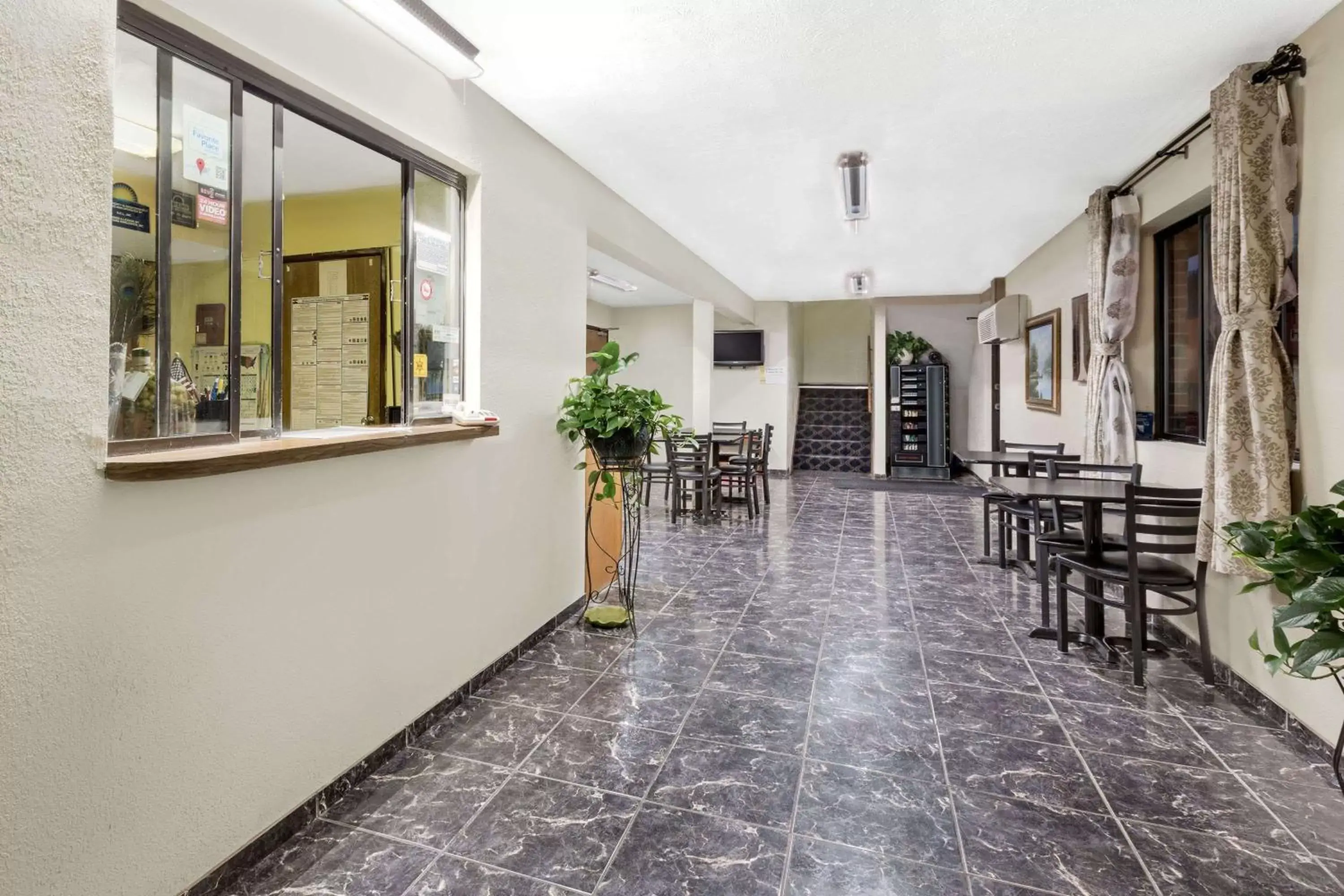 Lobby or reception in Days Inn by Wyndham Warrensburg