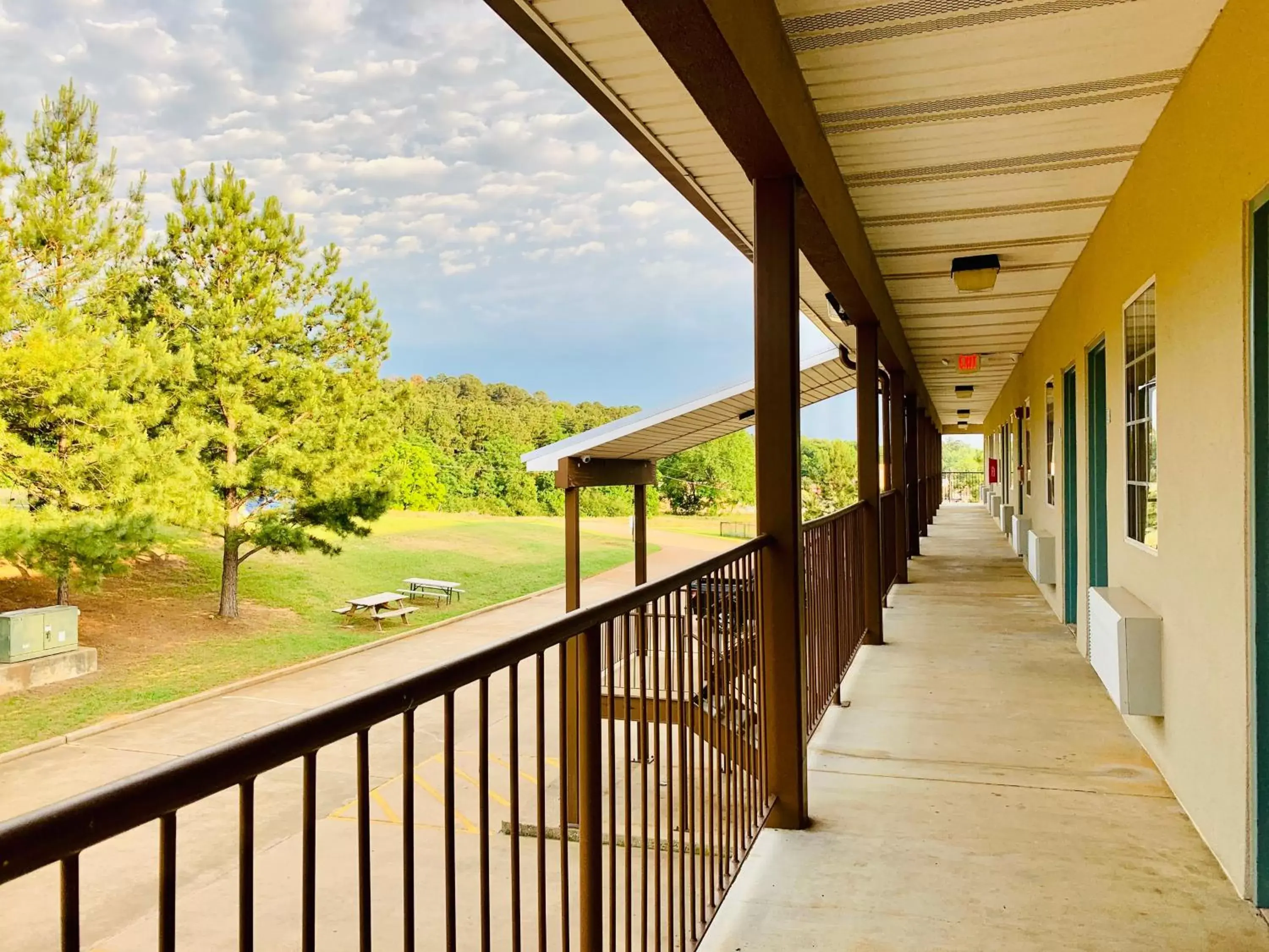 Property building, Balcony/Terrace in Weston Inn & Suites