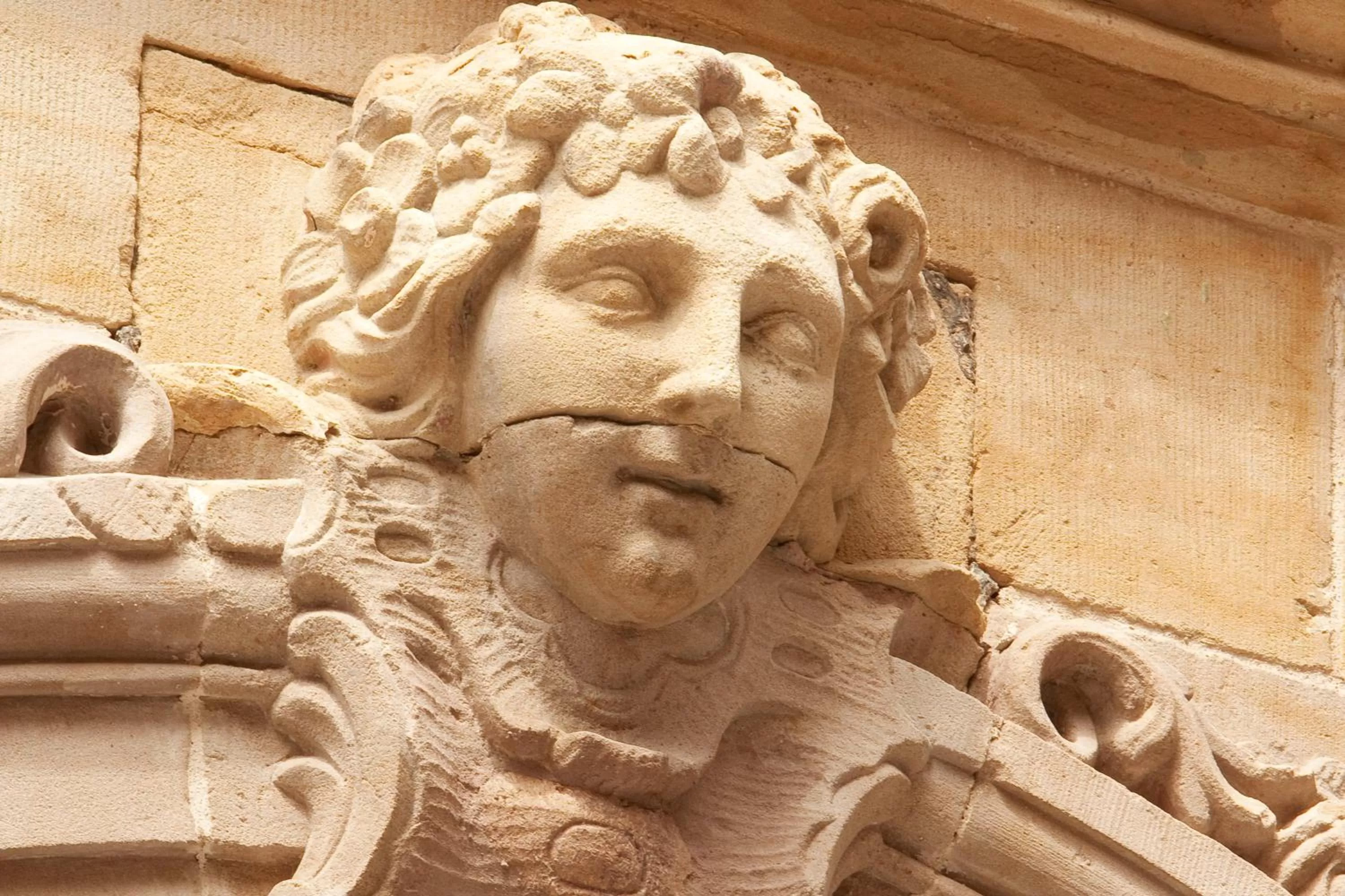 Decorative detail in Hôtel Gutenberg