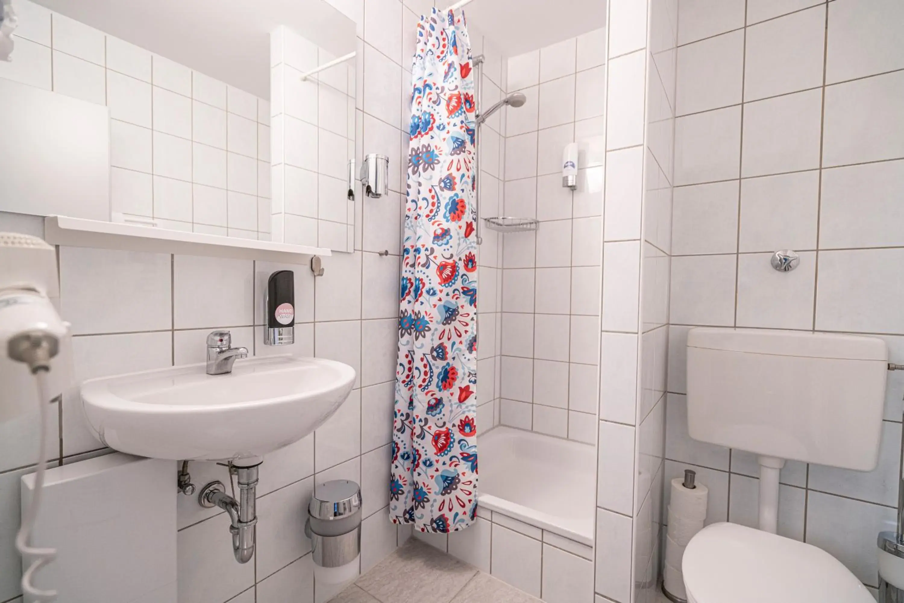 Shower, Bathroom in Hotel BIG MAMA Berlin