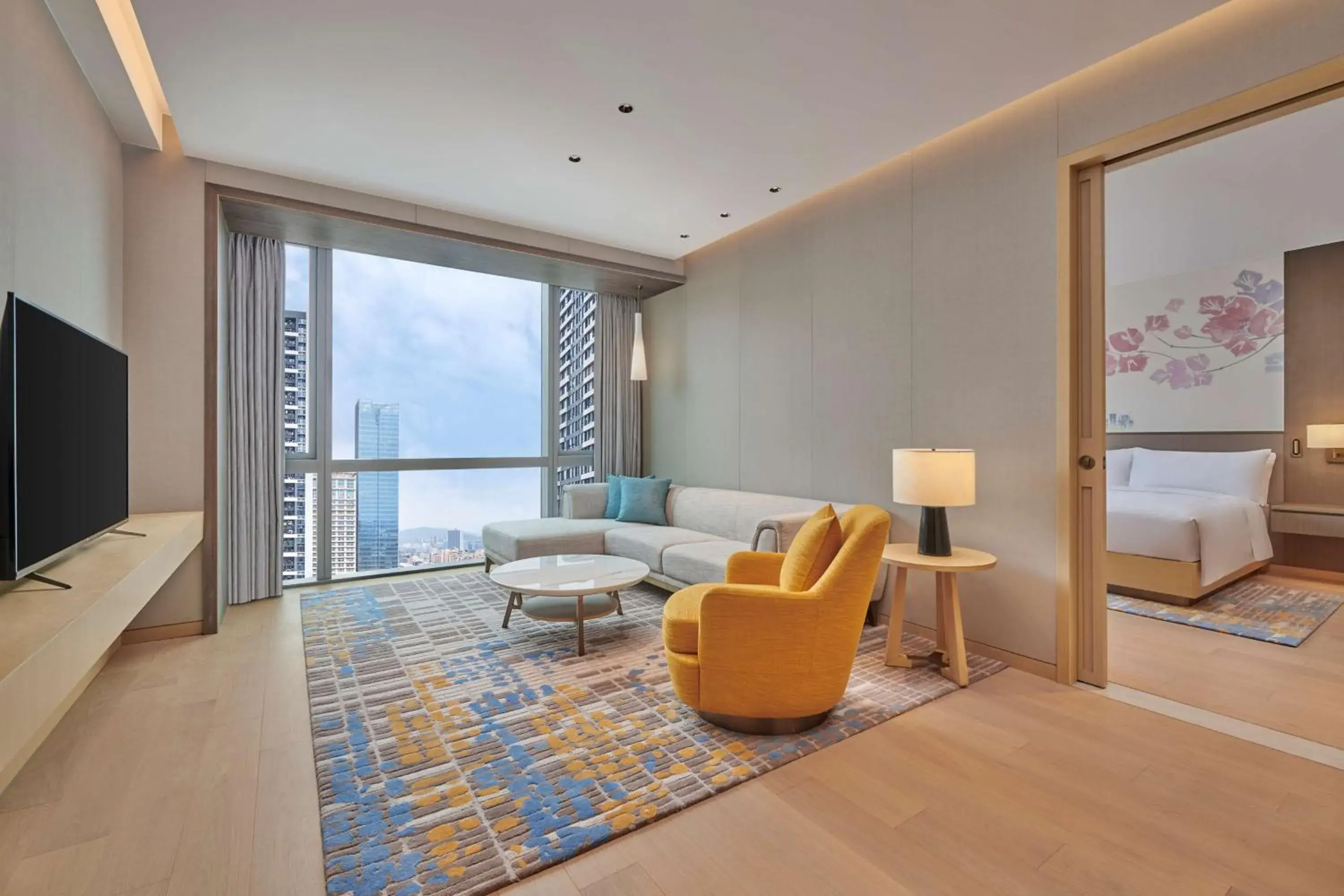 Living room, Seating Area in Hilton Garden Inn Shenzhen Guangming