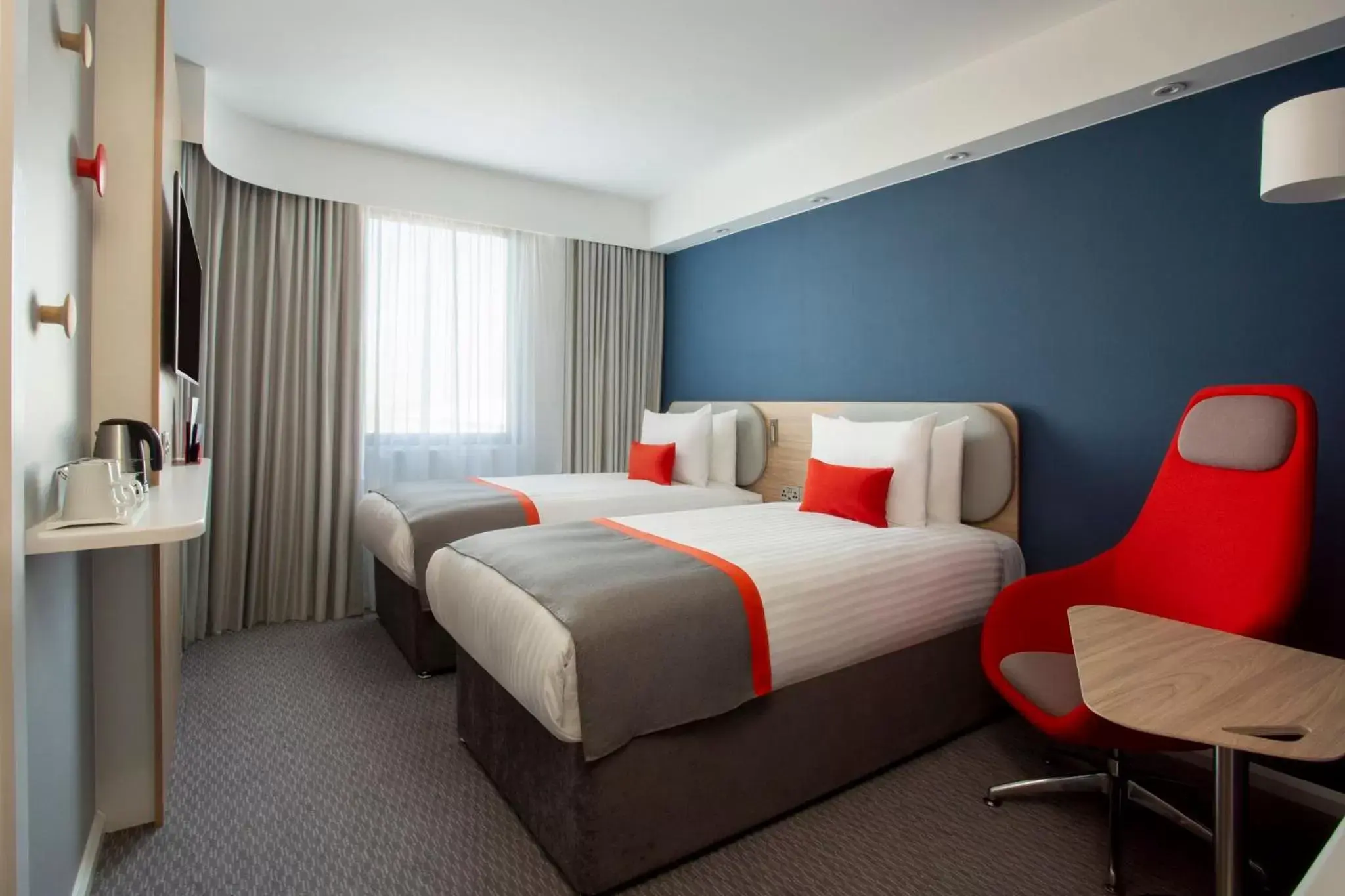 Photo of the whole room, Bed in Holiday Inn Express & Suites - Deventer, an IHG Hotel