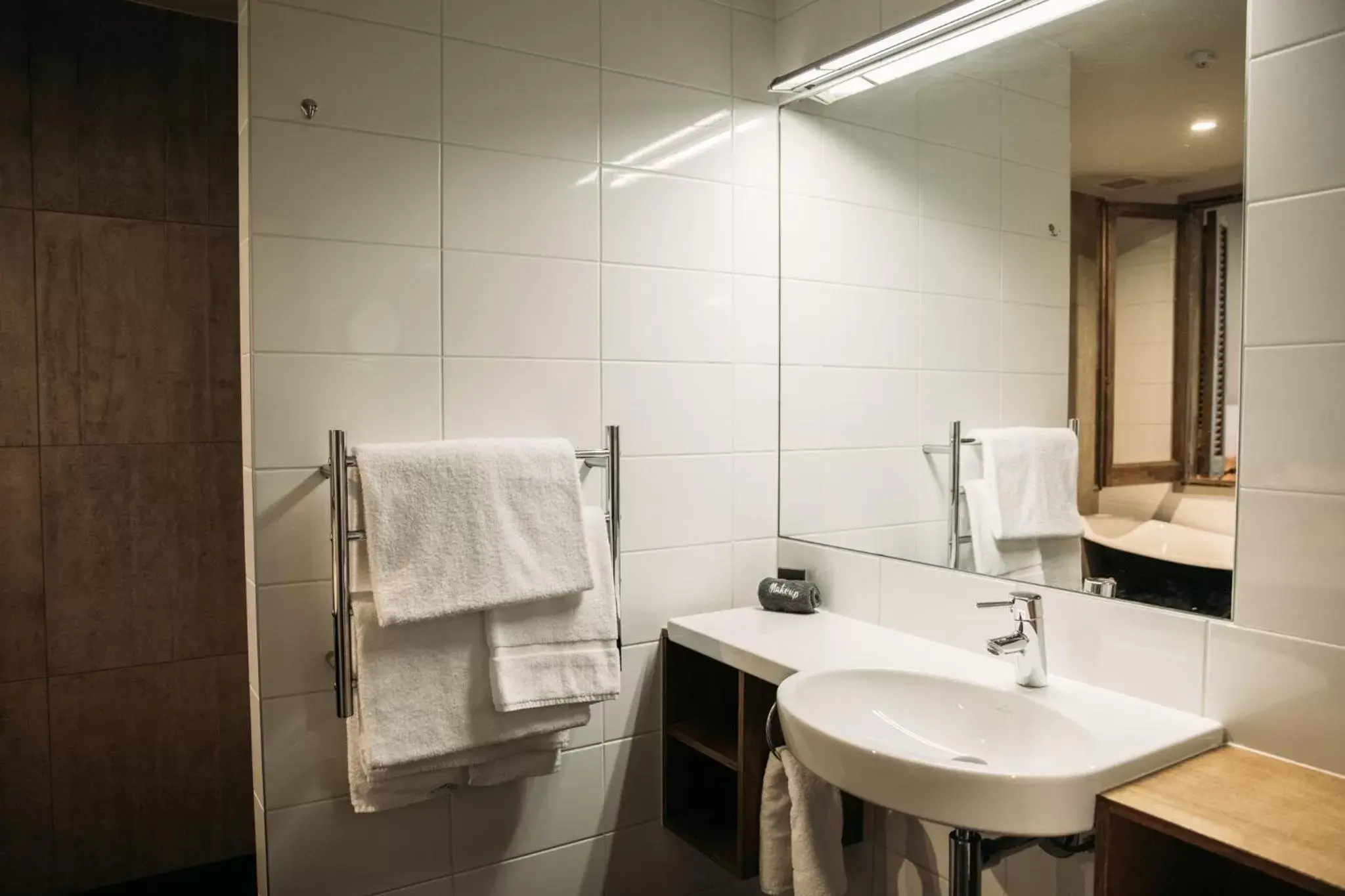 Bathroom in King and Queen Hotel Suites