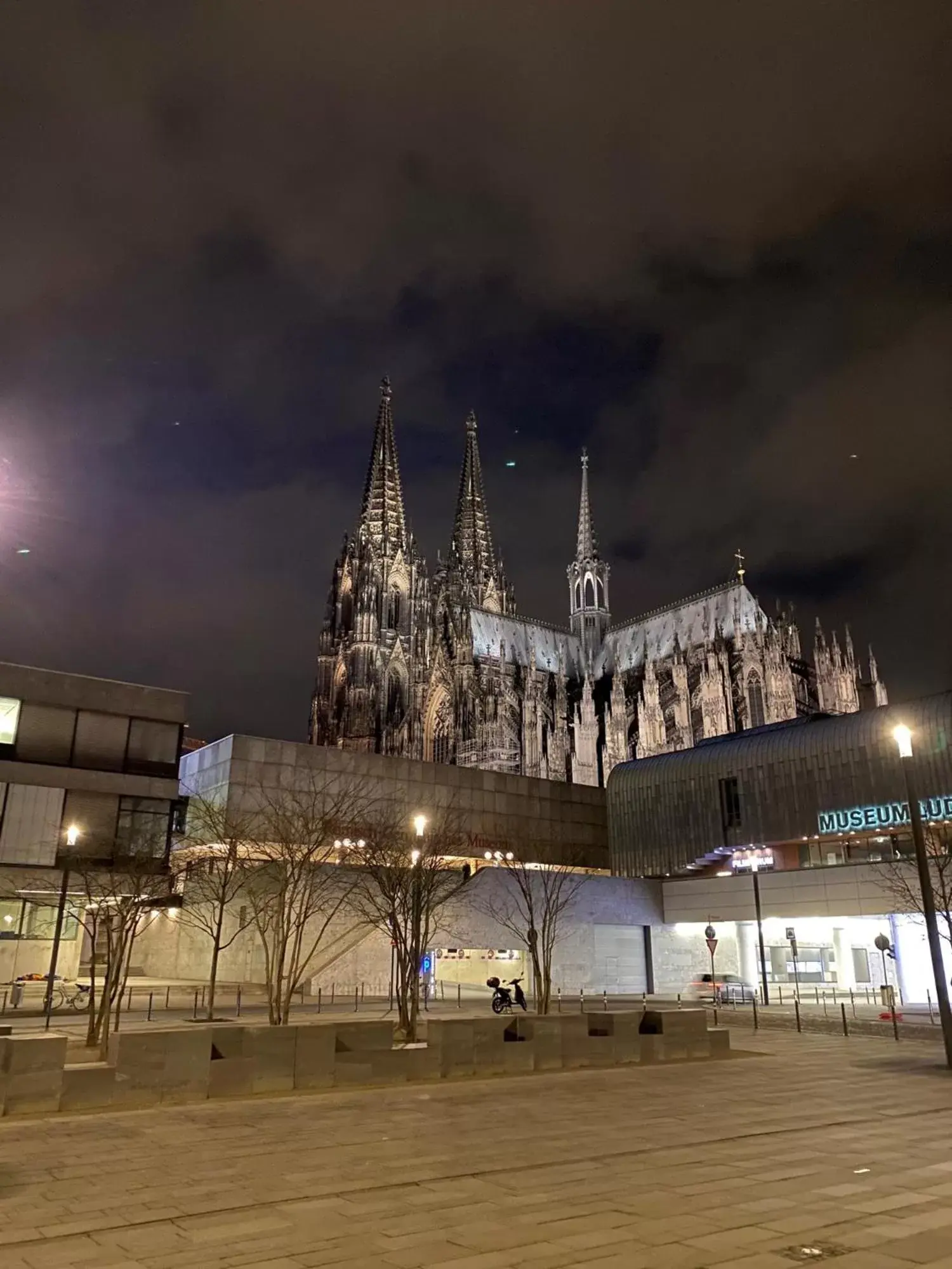 Property building in Hotel Mondial am Dom Cologne MGallery