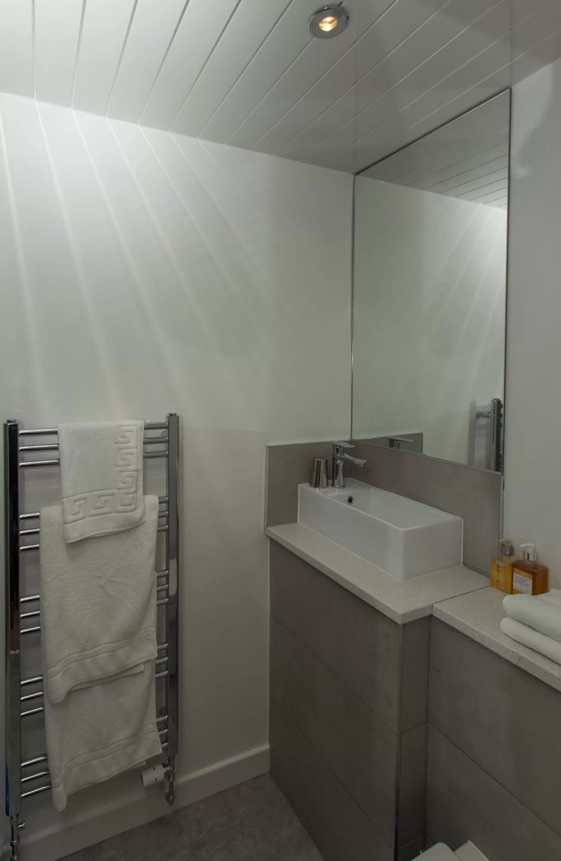 Photo of the whole room in Ravenswood Guest House