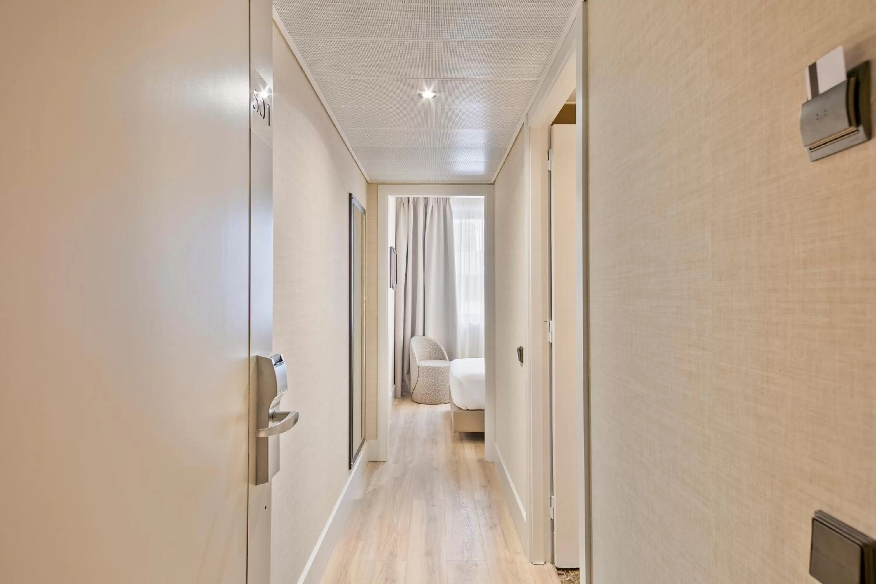 Bedroom in Acta CITY47