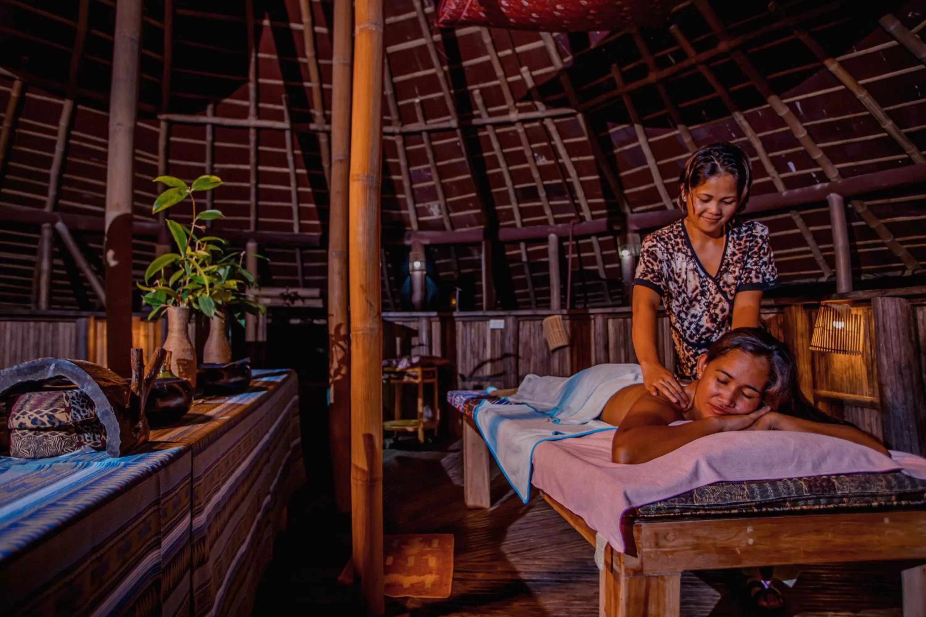 Massage in Atremaru Jungle Retreat