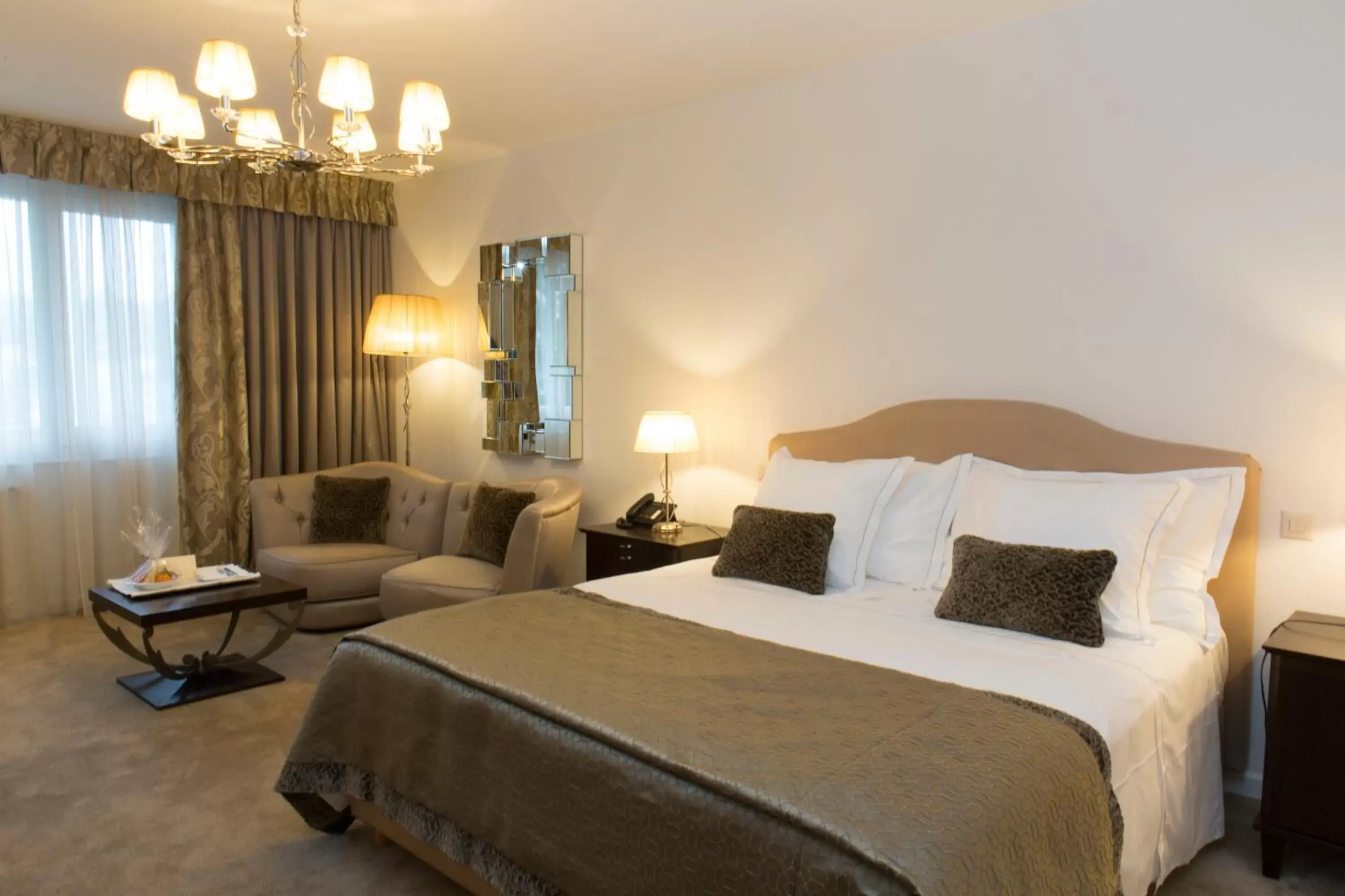 Mountain view, Bed in Hotel Adriatica Mountain view, Bed in Hotel Adriatica