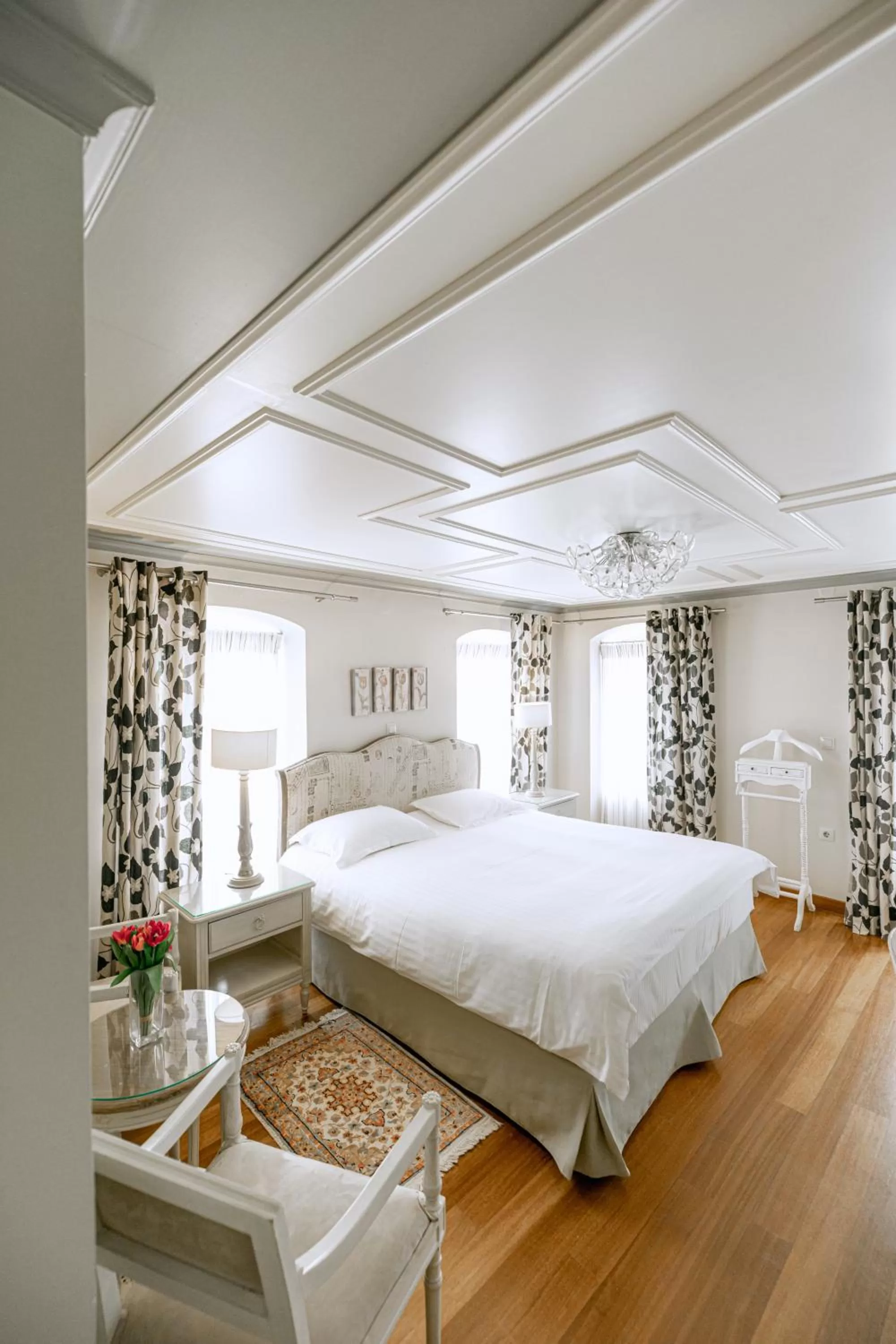 Bed in Kastello Hotel