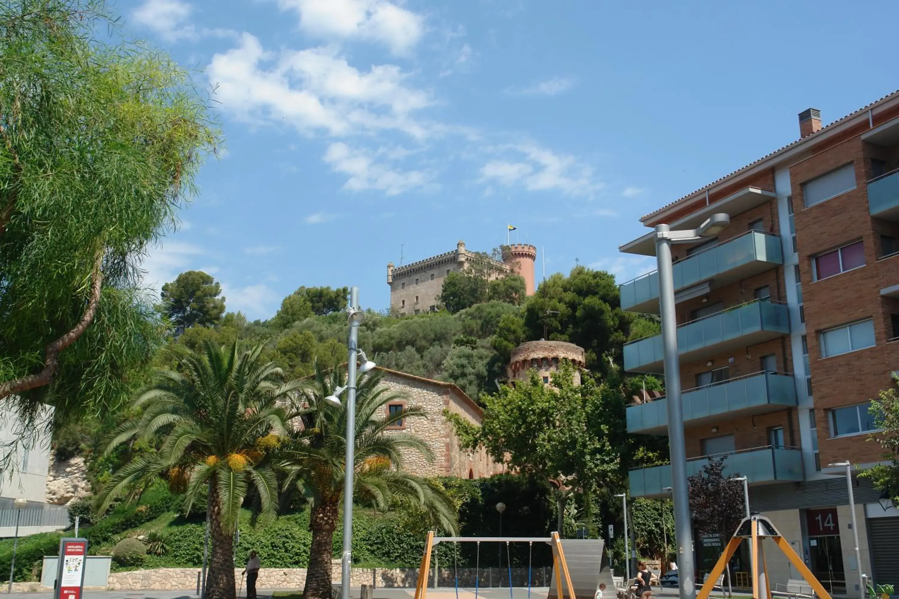 Neighbourhood, Property Building in Hotel Flora Parc