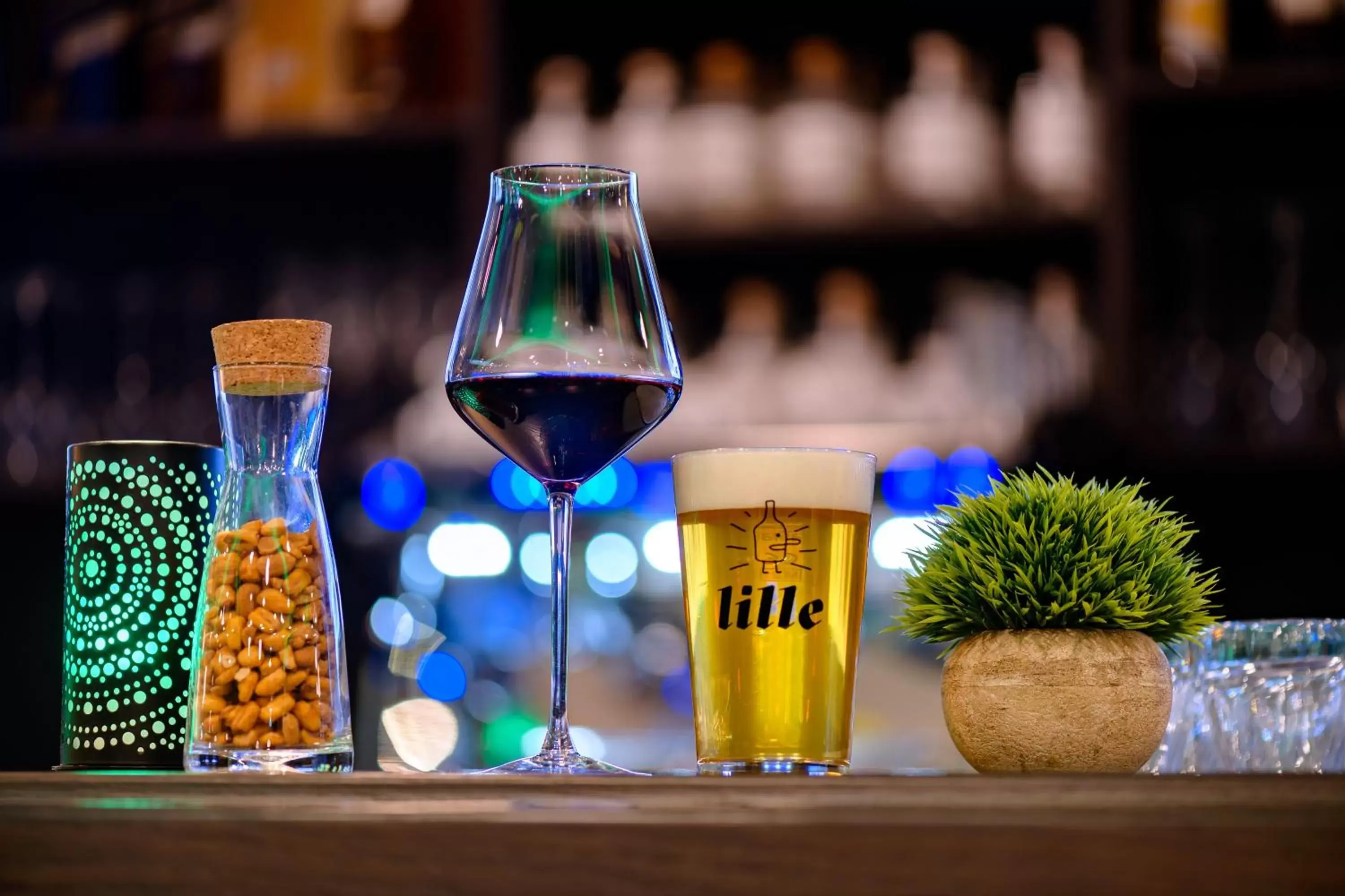 Lounge or bar in ibis Styles Kiel City Lounge or bar in ibis Styles Kiel City