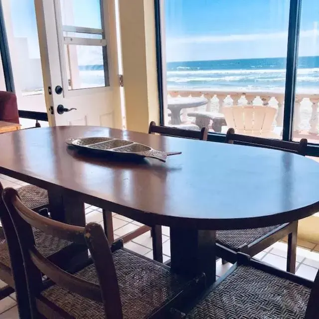 Dining Area in Quinta Pacifica Beachfront Villas