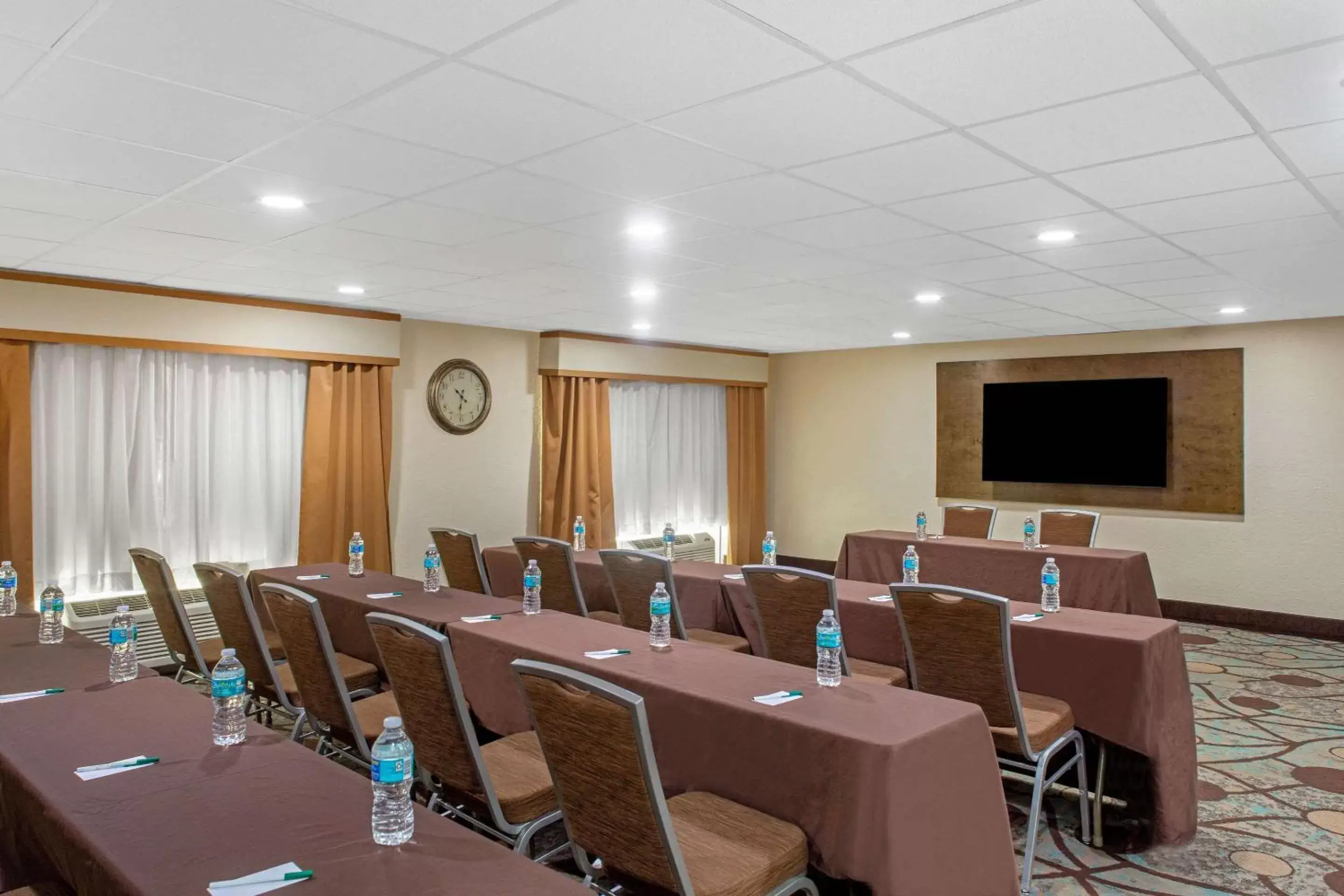Meeting/conference room in Comfort Inn & Suites Sarasota I75
