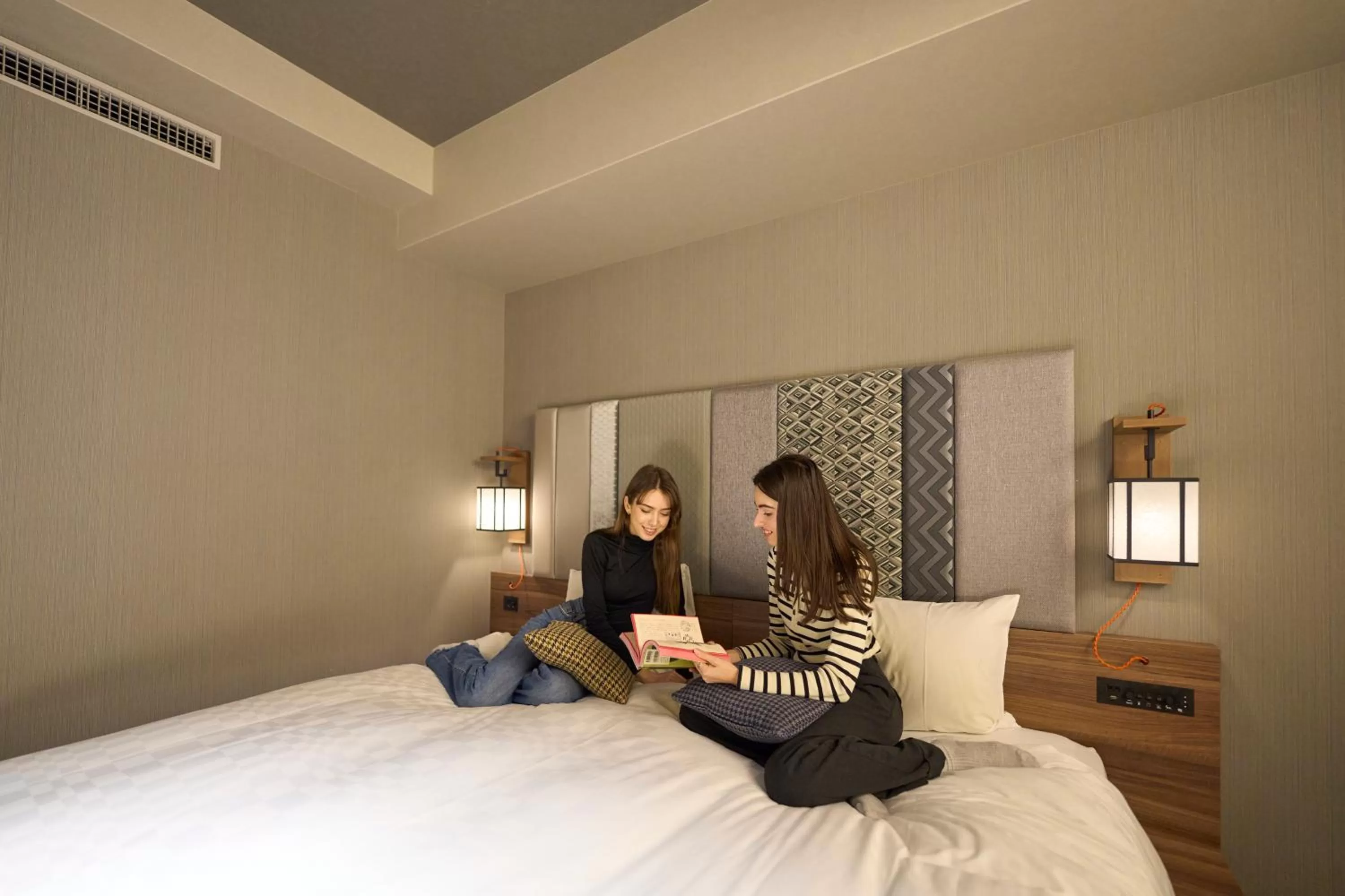 Photo of the whole room, Bed in Hotel Resol Kyoto Shijo Muromachi