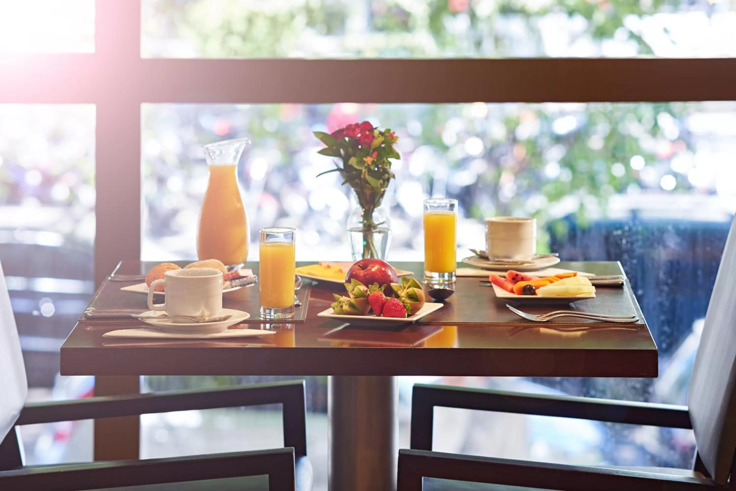 Restaurant/places to eat in Novotel RJ Santos Dumont