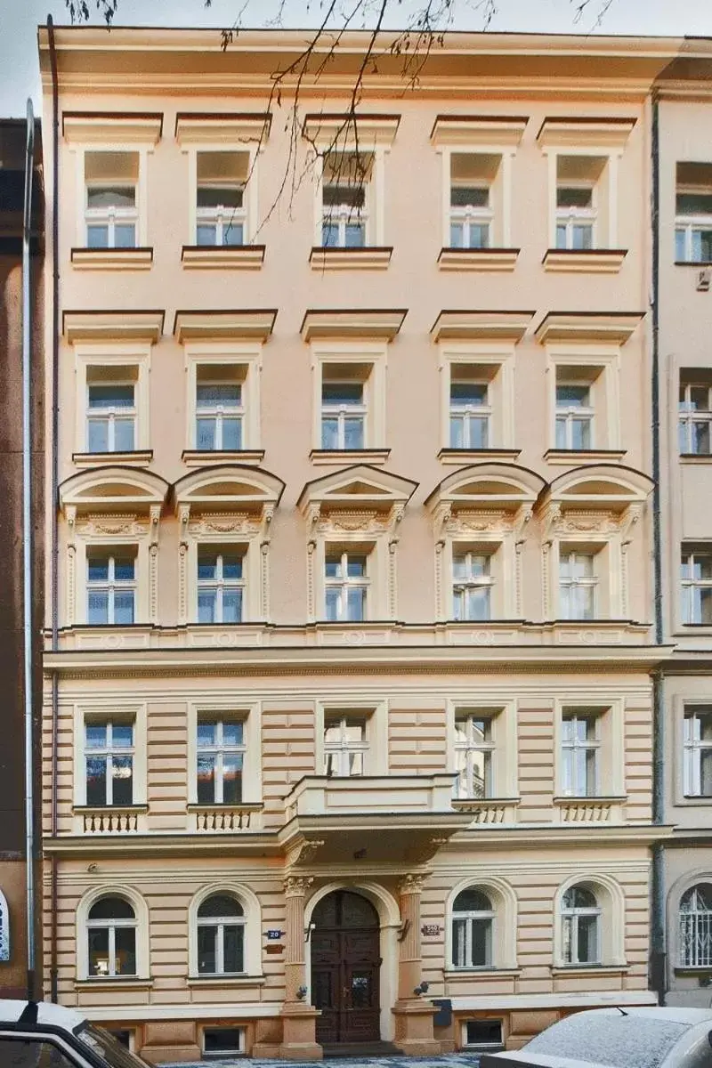 Facade/entrance, Property Building in Hotel Trevi