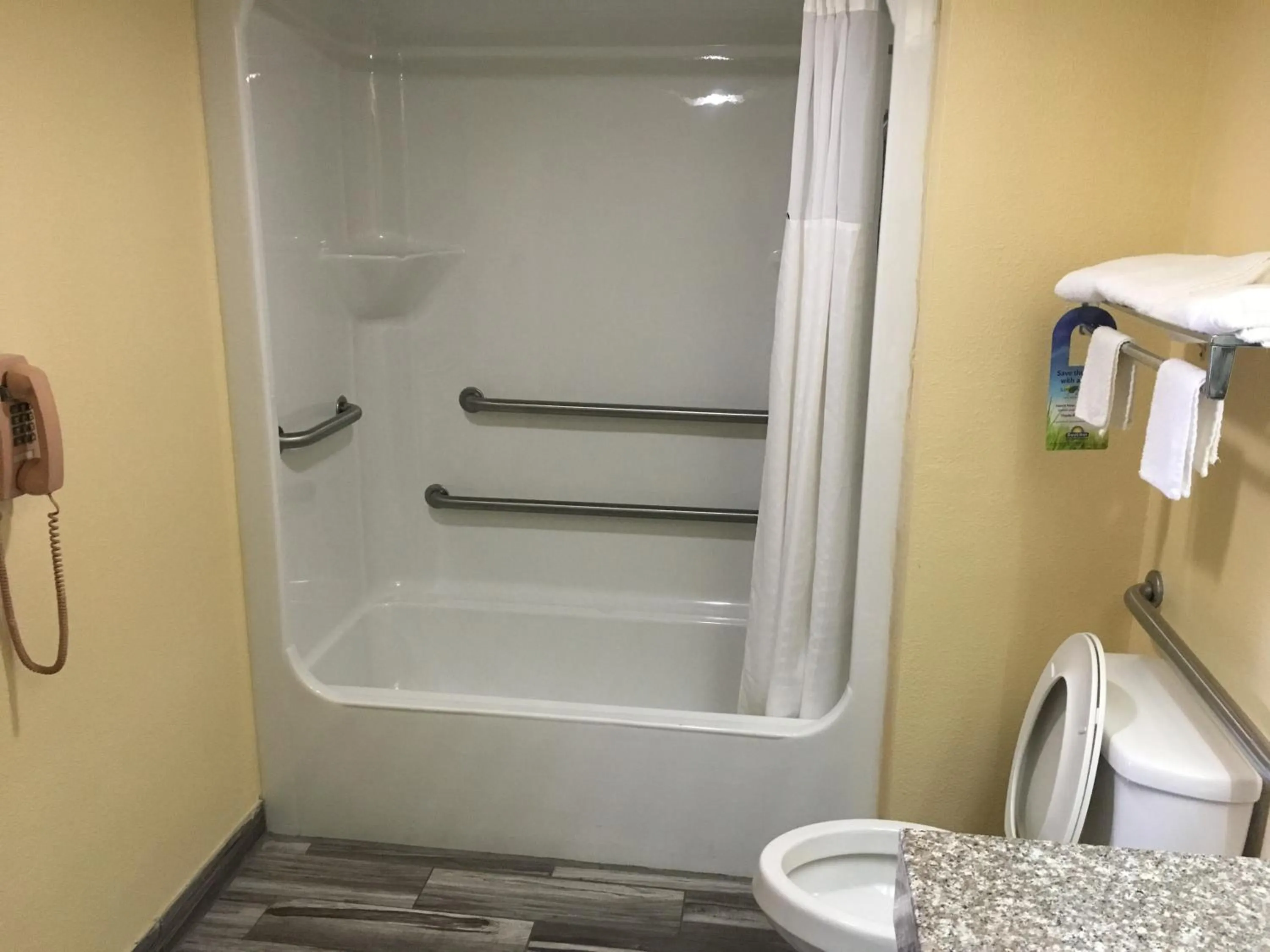 Days Inn by Wyndham Eufaula AL