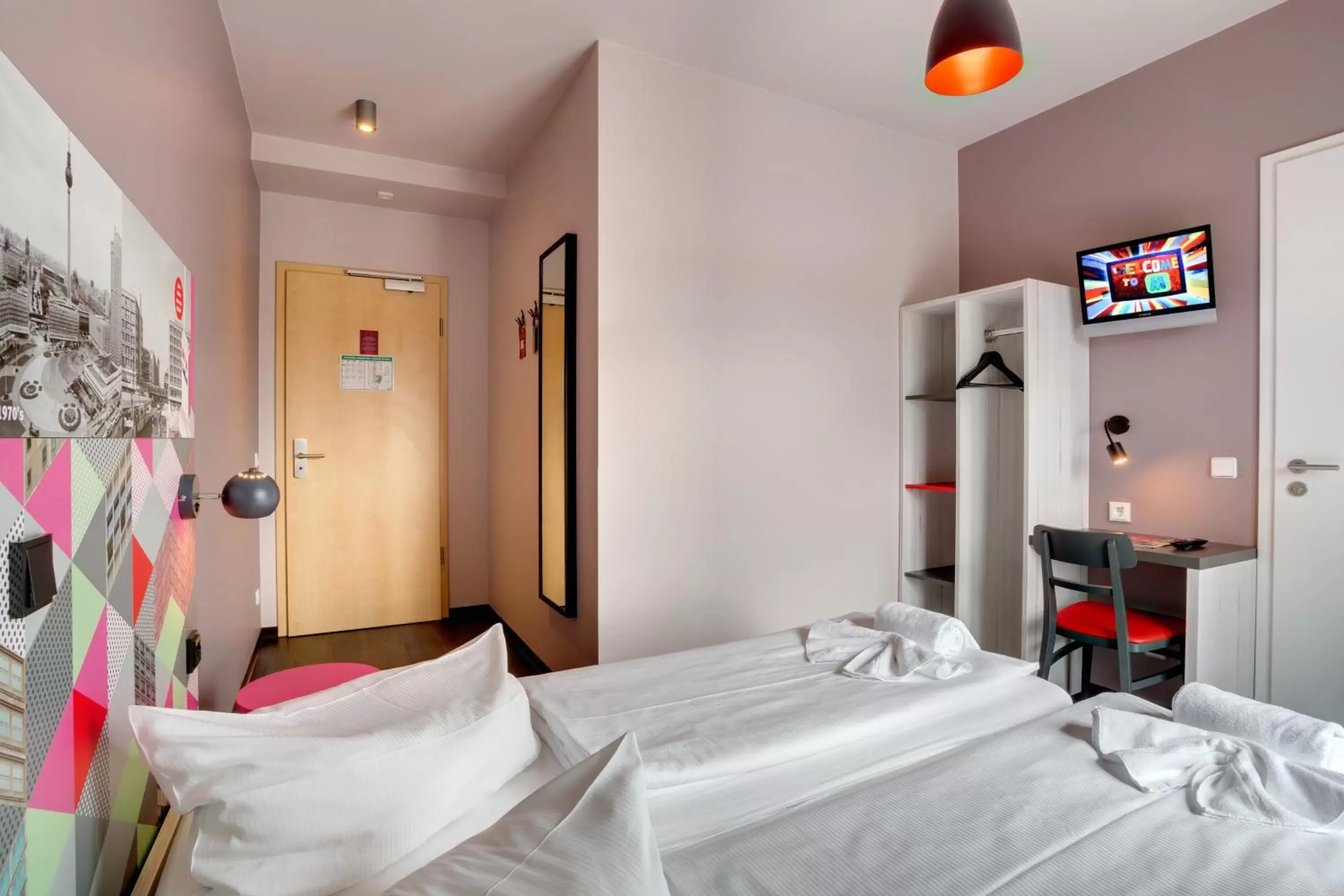 Photo of the whole room, Bed in MEININGER Hotel Berlin Alexanderplatz