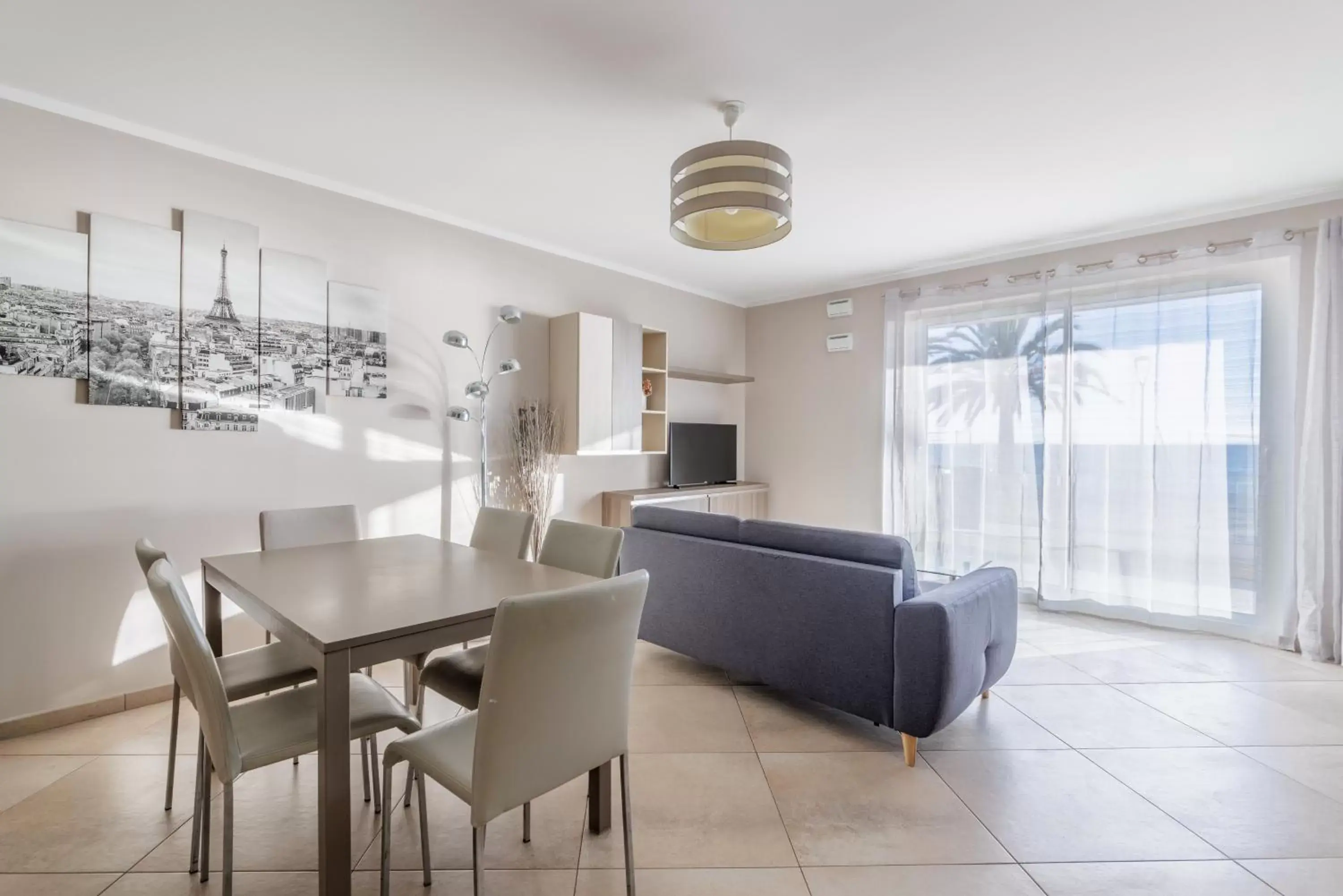 Kitchen or kitchenette, Dining Area in LE MIDI 8 by ESTATES CANNES