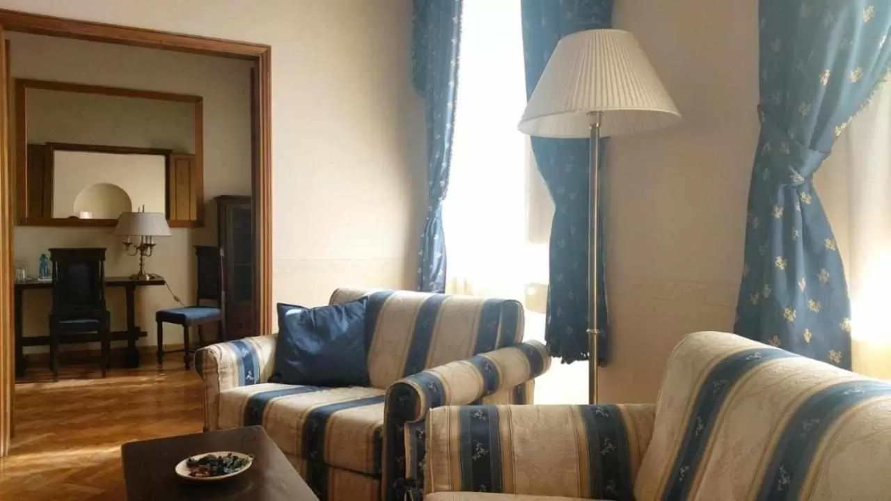 Tornabuoni La Petite Suite