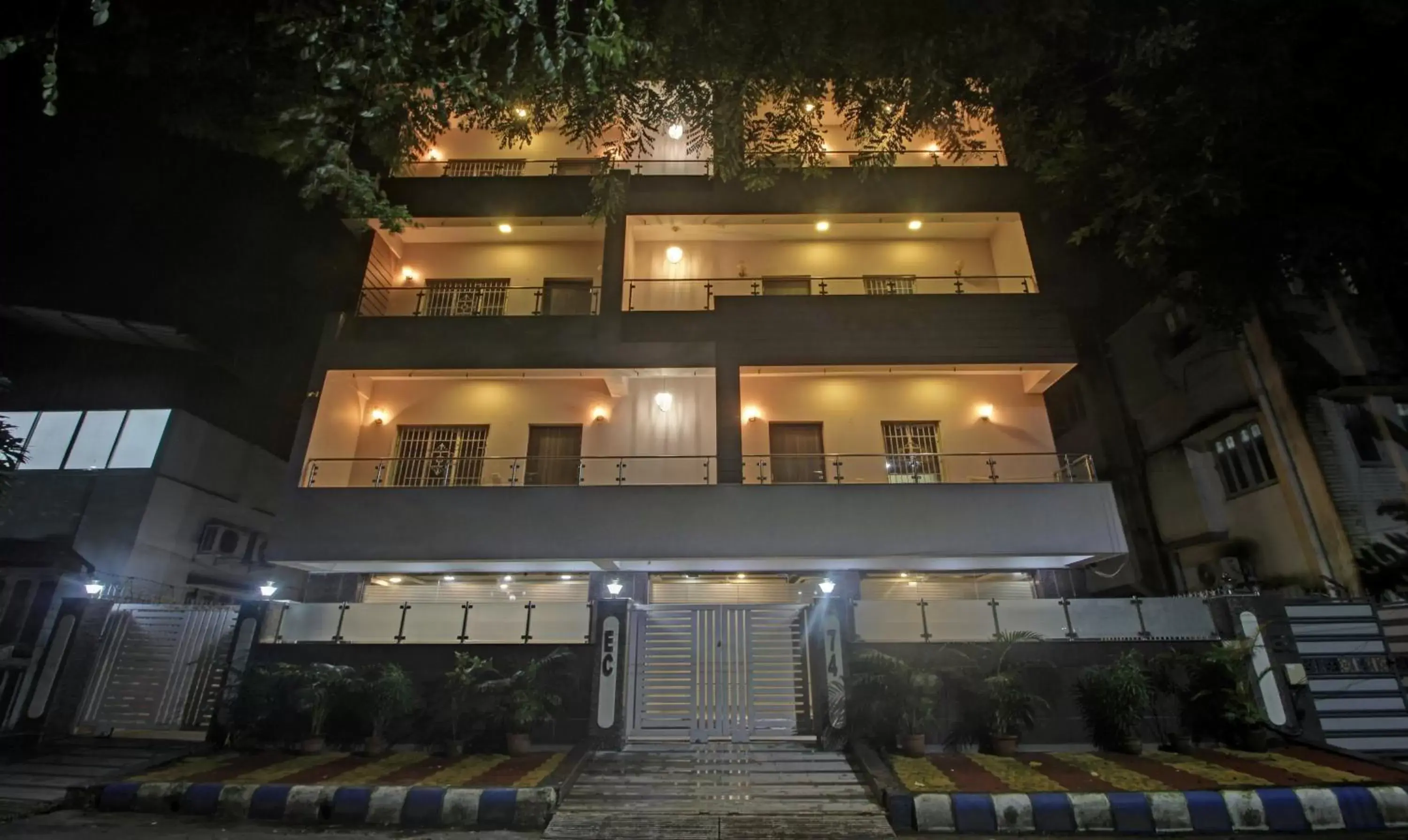 Property building in Treebo Sreema Saltlake Near City Centre Mall Property building in Treebo Sreema Saltlake Near City Centre Mall