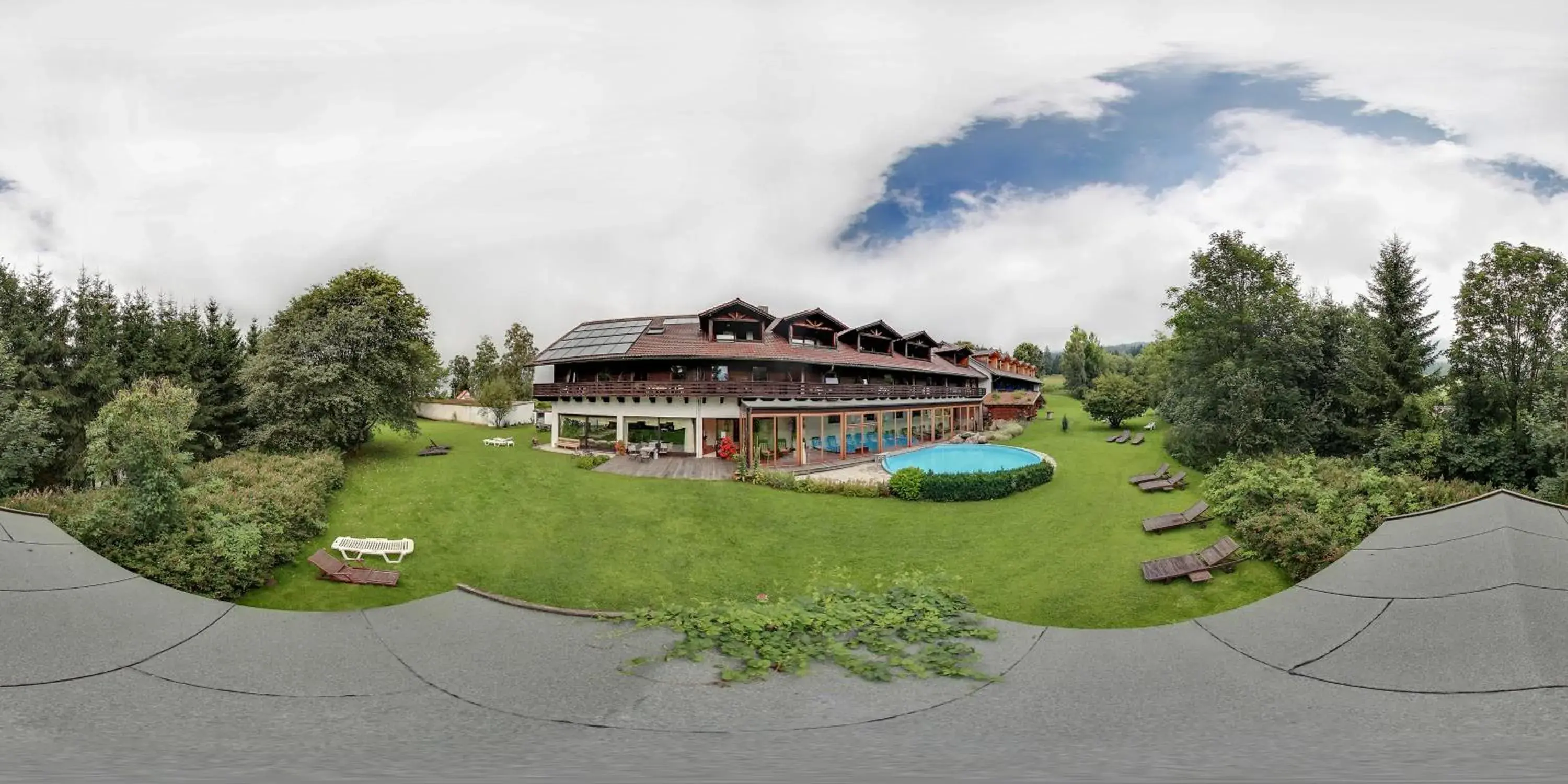 Facade/entrance, Property Building in Hotel Gut Schmelmerhof