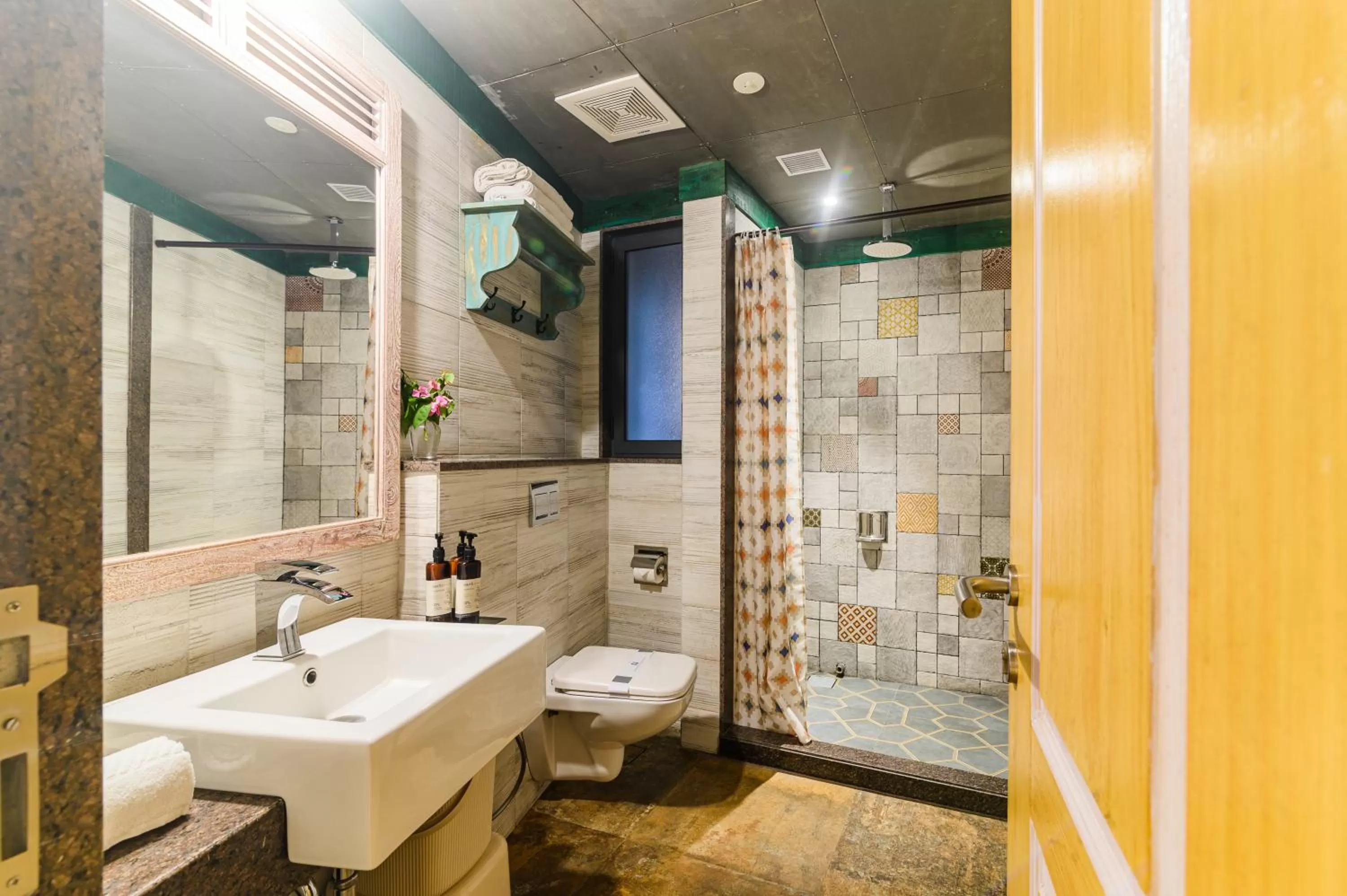 Toilet, Bathroom in Bougainvilla Apartment