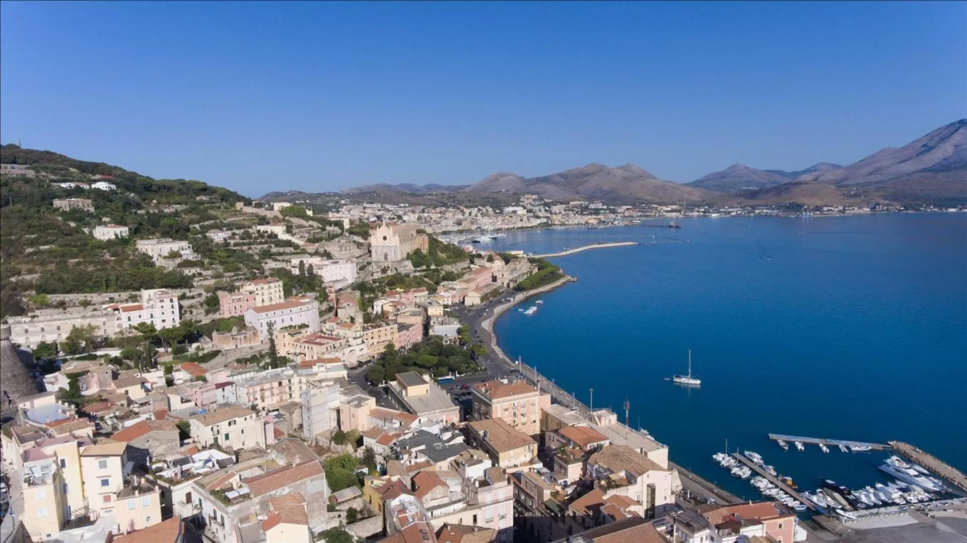 Natural landscape in La dimora di Caboto B&B