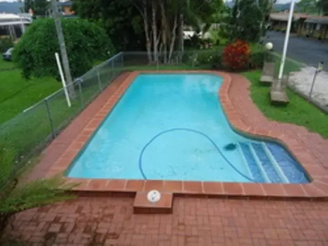 Swimming pool, Pool View in Tweed River Motel