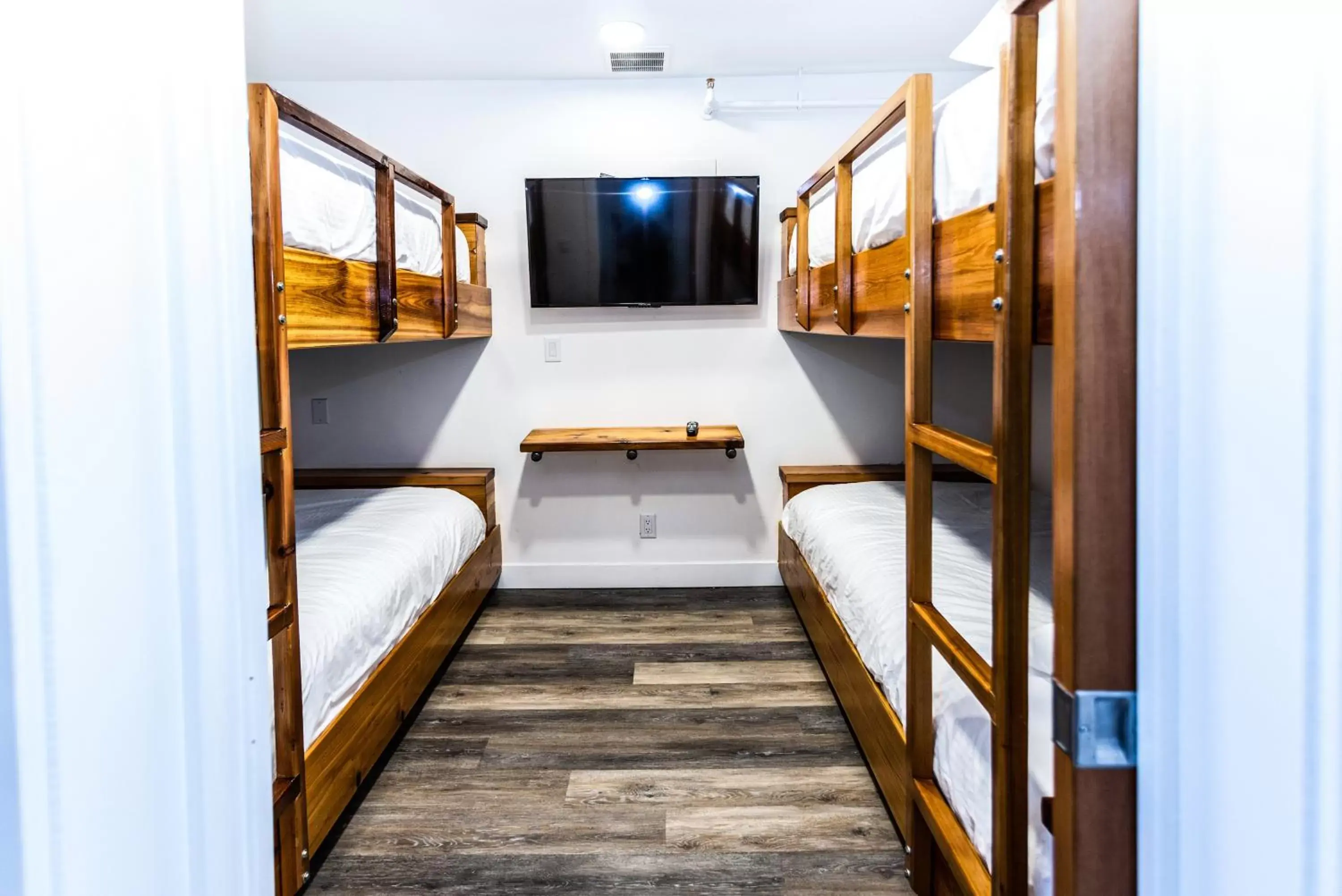 bunk bed in Crash Hotel Squamish