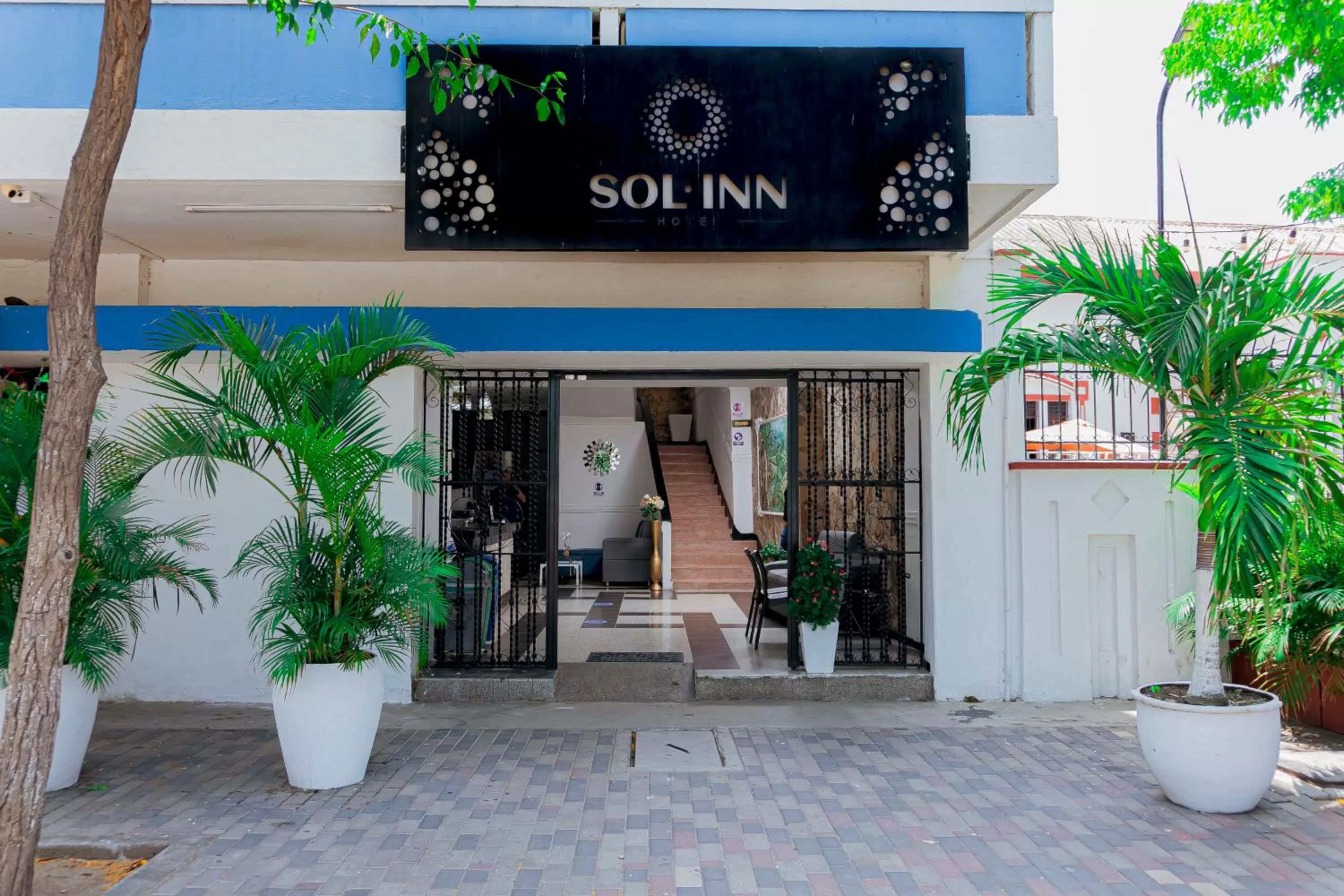 Facade/entrance in HOTEL SOL INN SANTA Marta