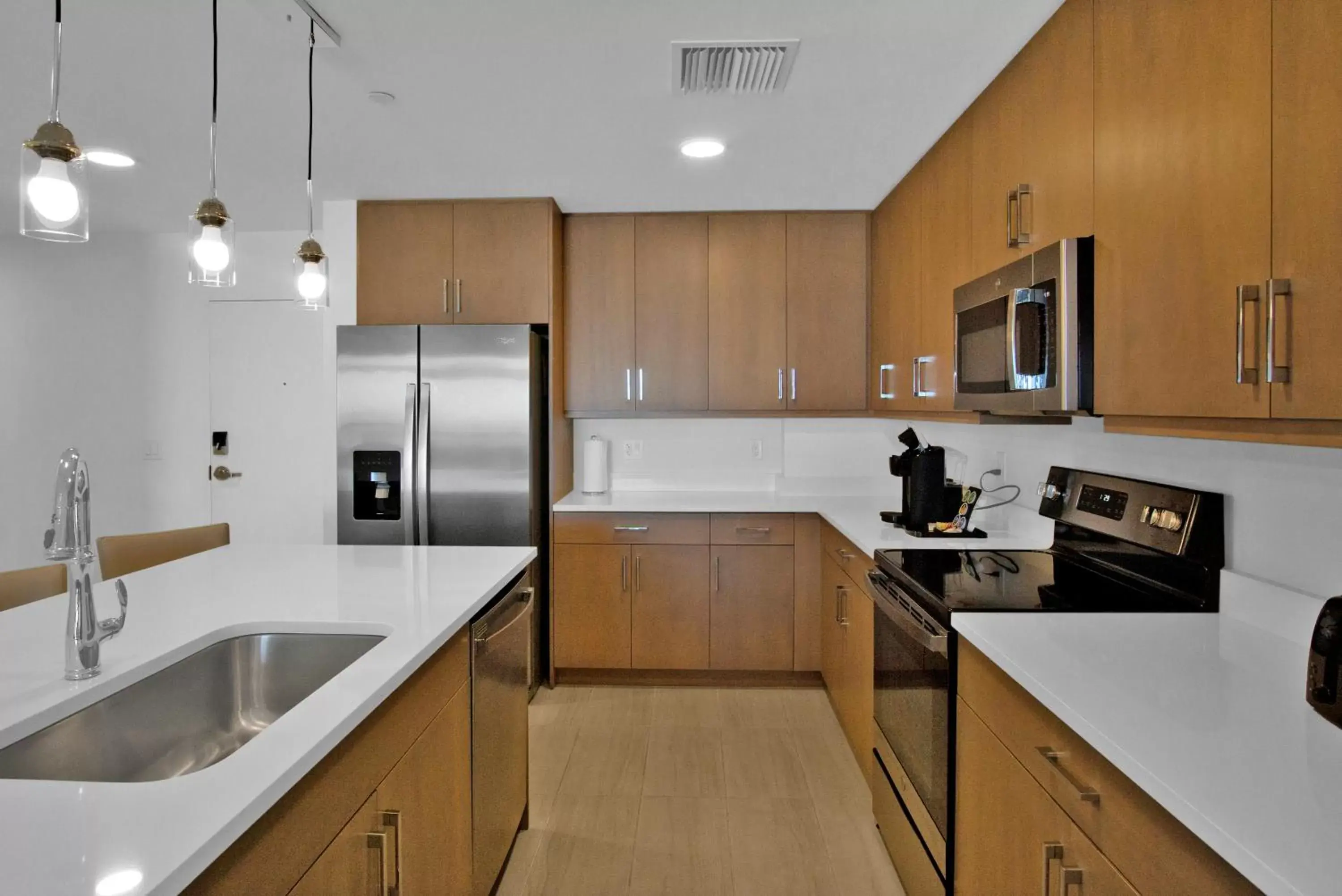 Deluxe Suite in The Avalon Club Deluxe Suite in The Avalon Club