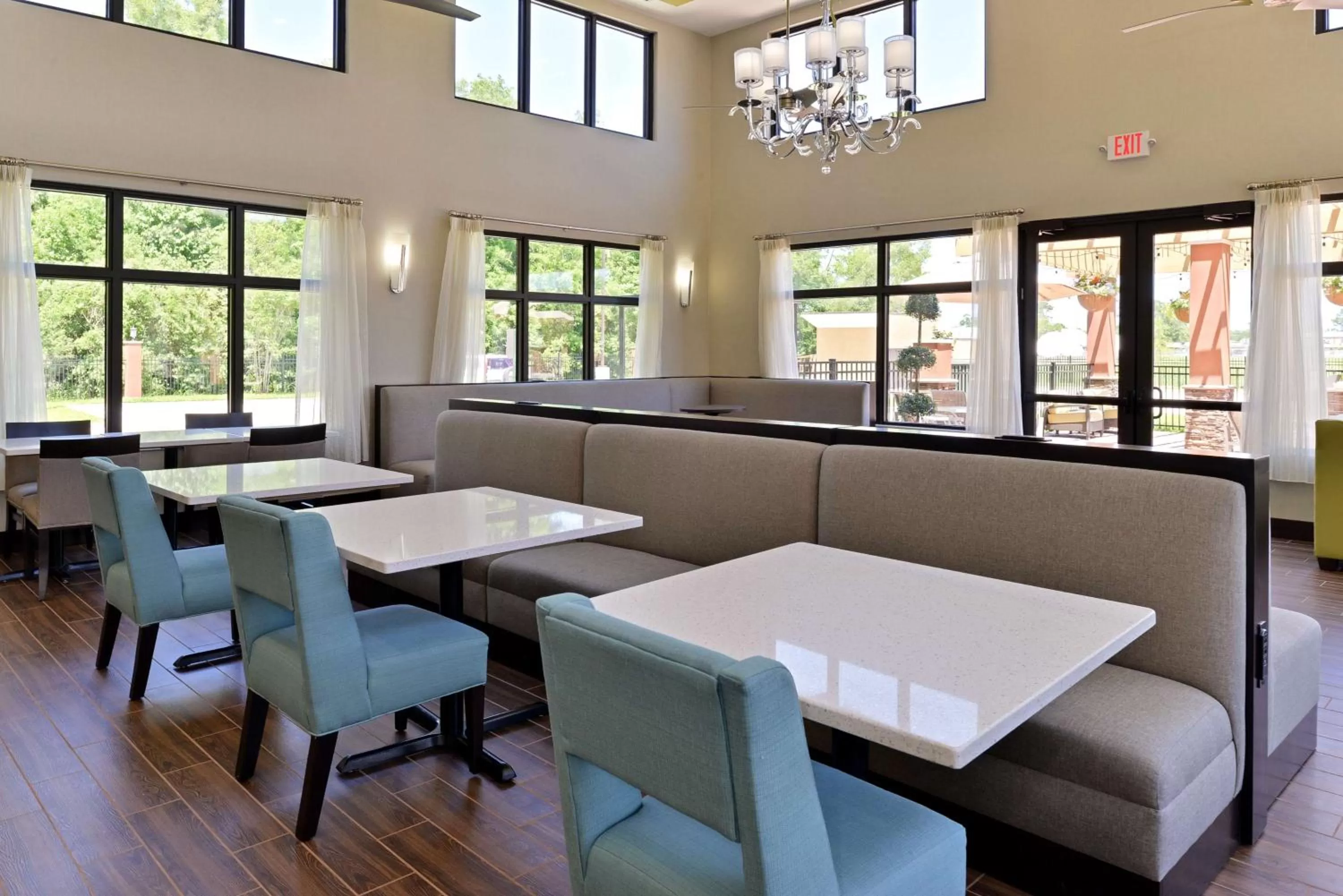 Restaurant/places to eat in Homewood Suites by Hilton Houma
