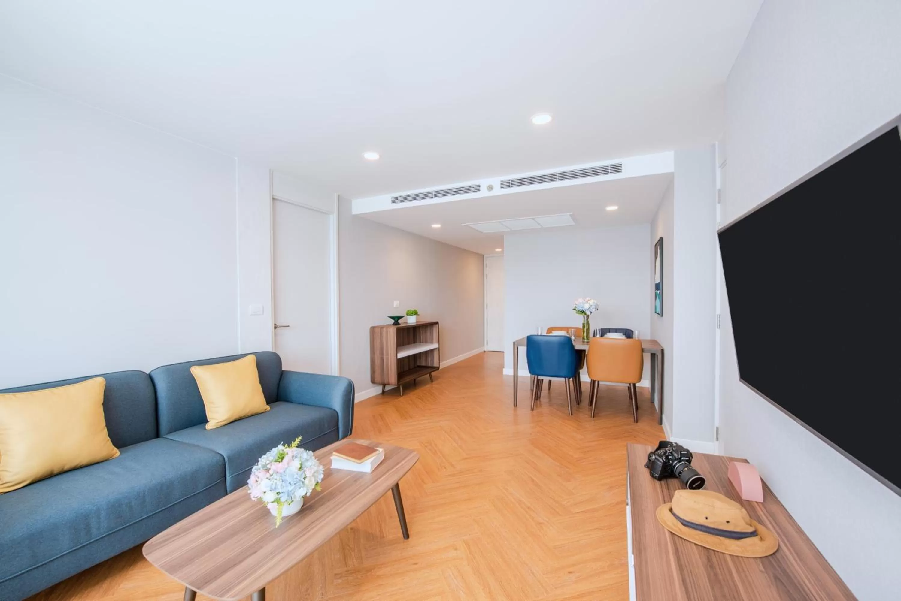 Seating area in Amanta Hotel & Residence Sathorn