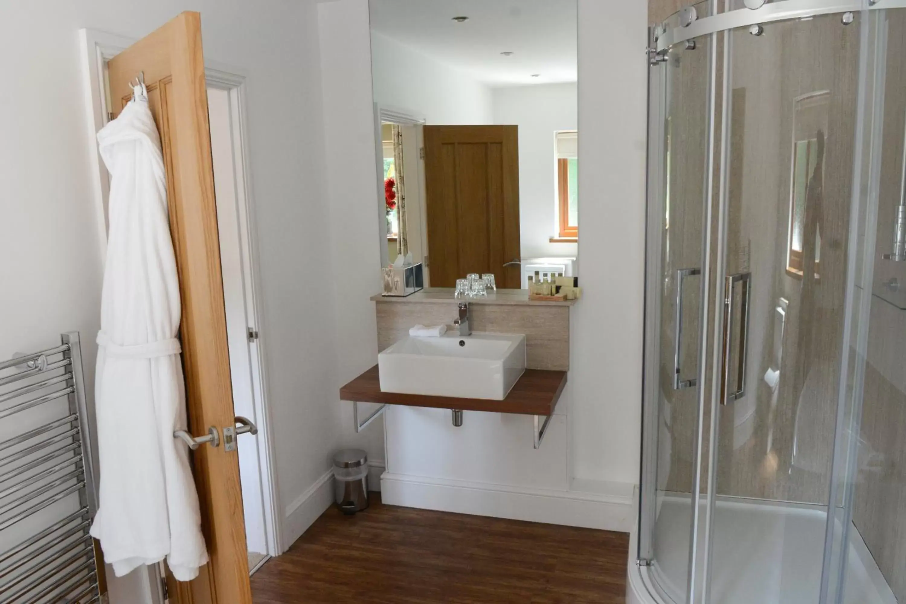 Shower, Bathroom in The Gower Hotel