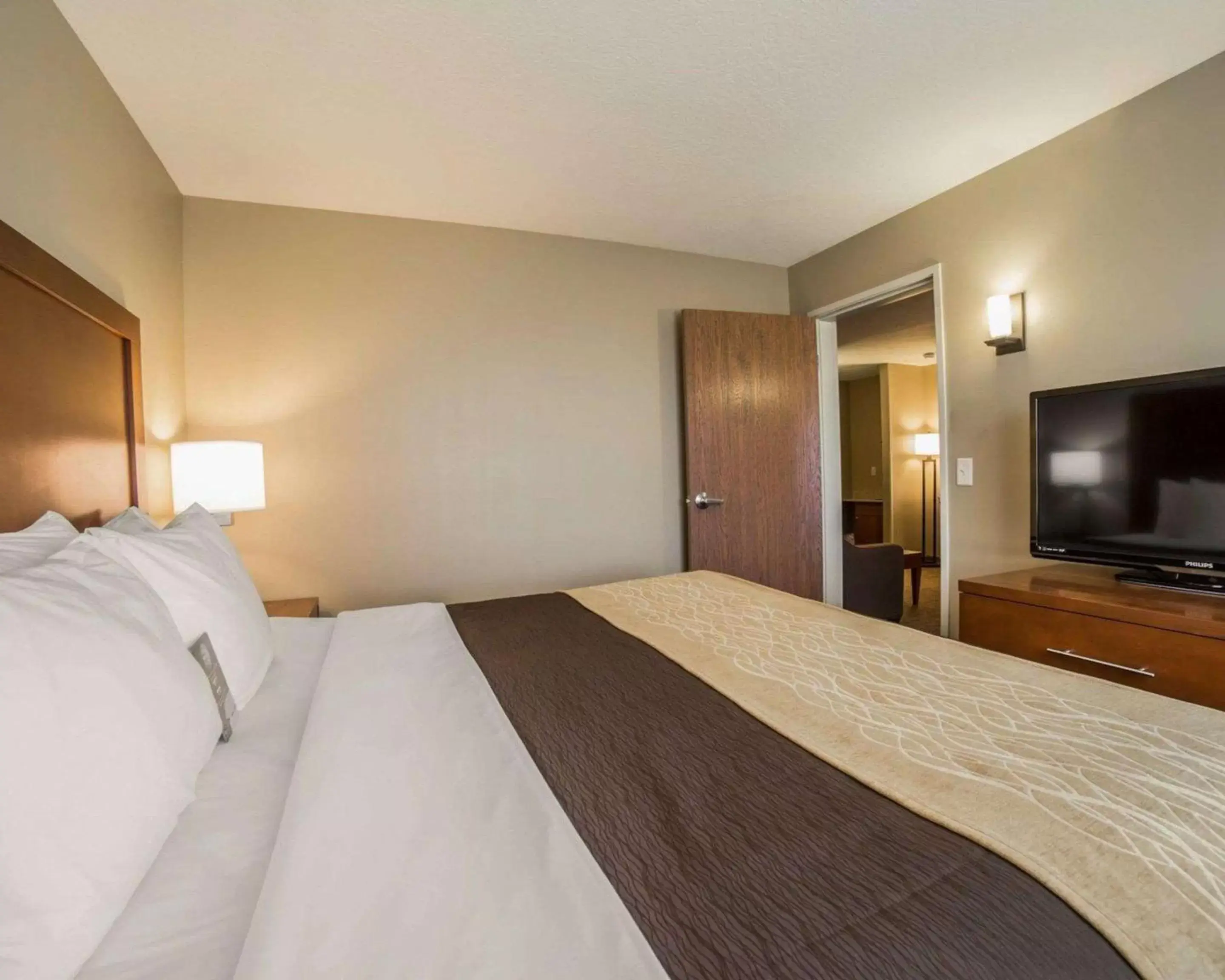 Photo of the whole room, Bed in Comfort Inn & Suites Beaver - Interstate 15 North