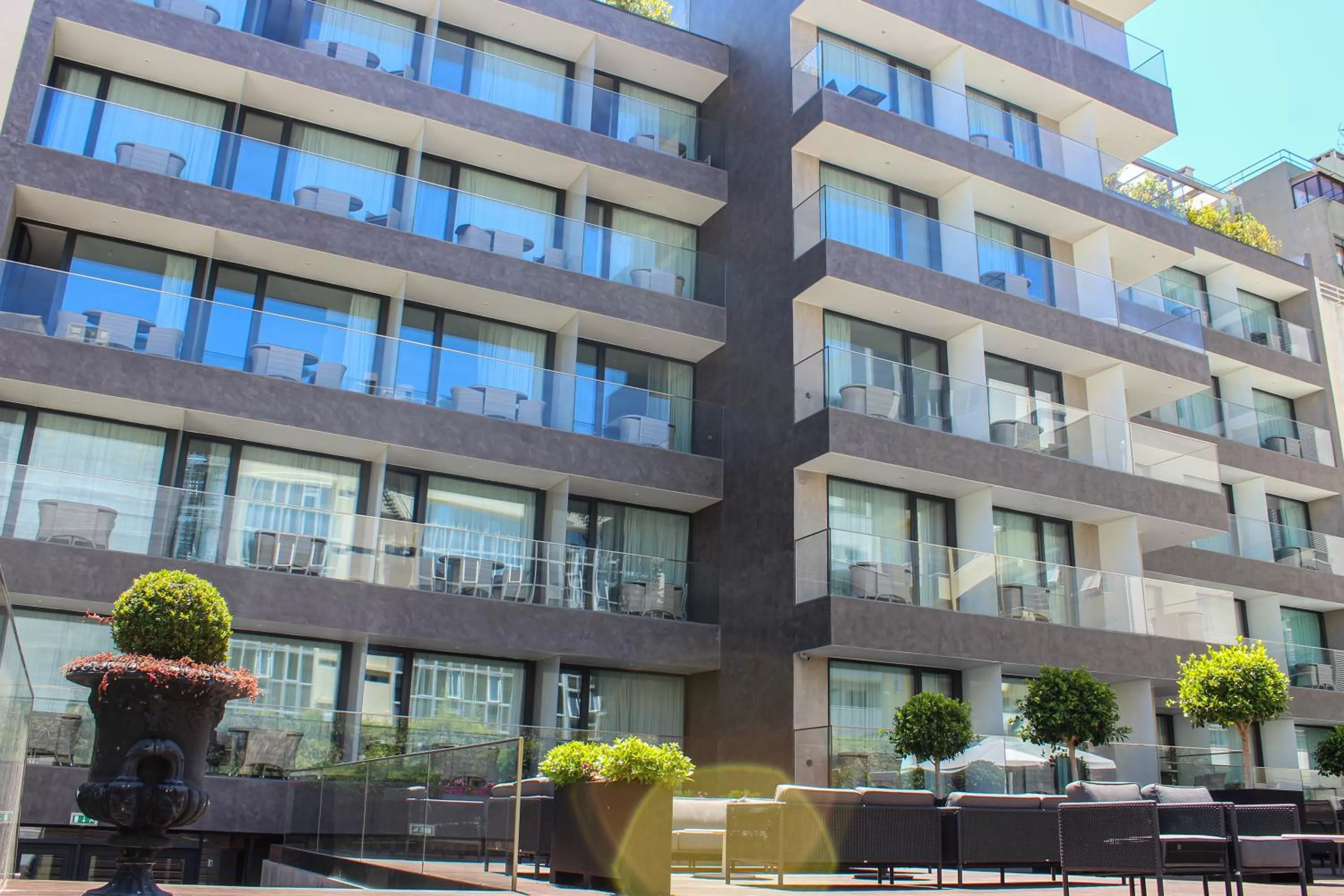 Property building in Lux Lisboa Park