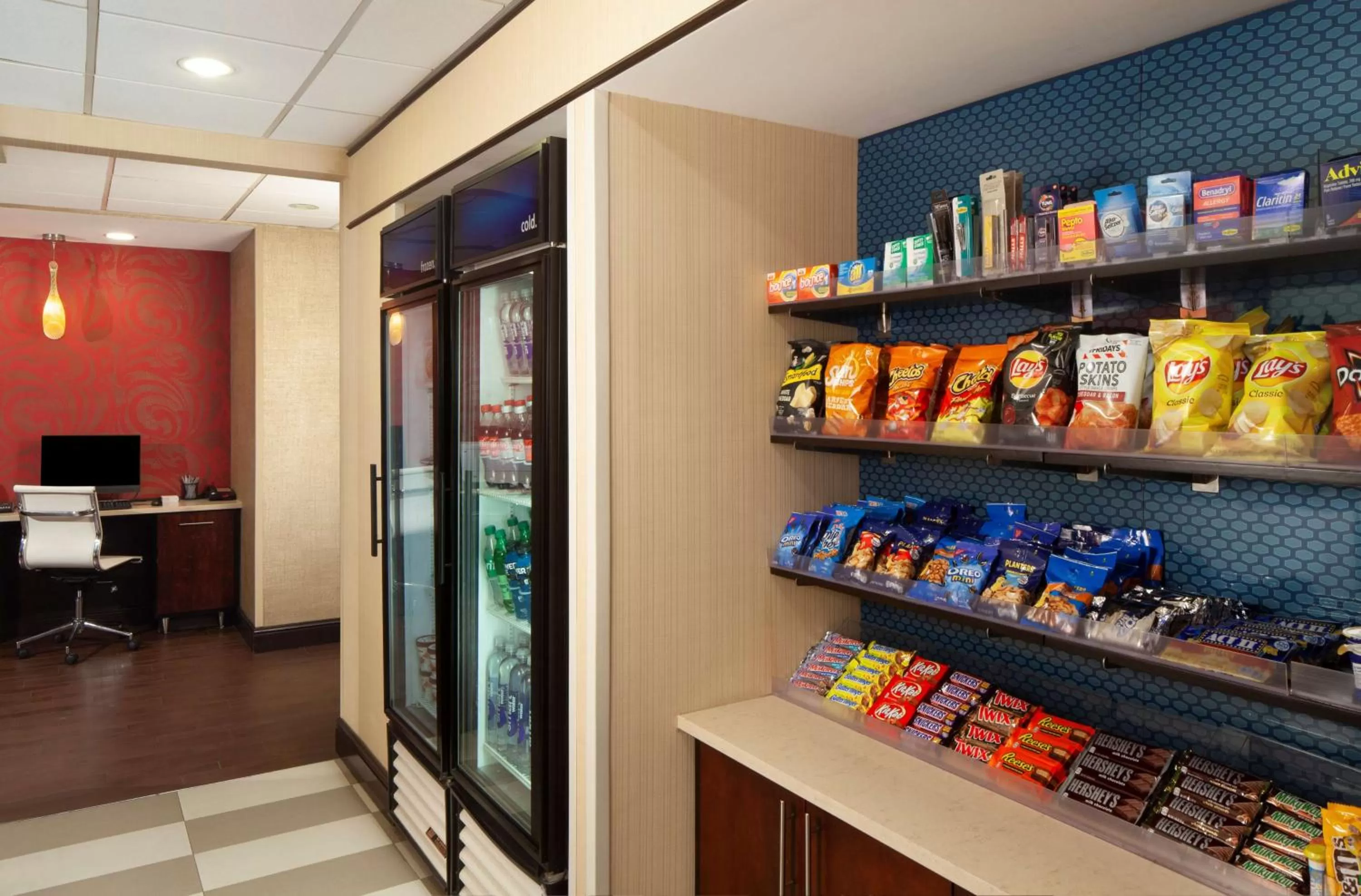 Restaurant/places to eat in Hampton Inn Charleston-Southridge