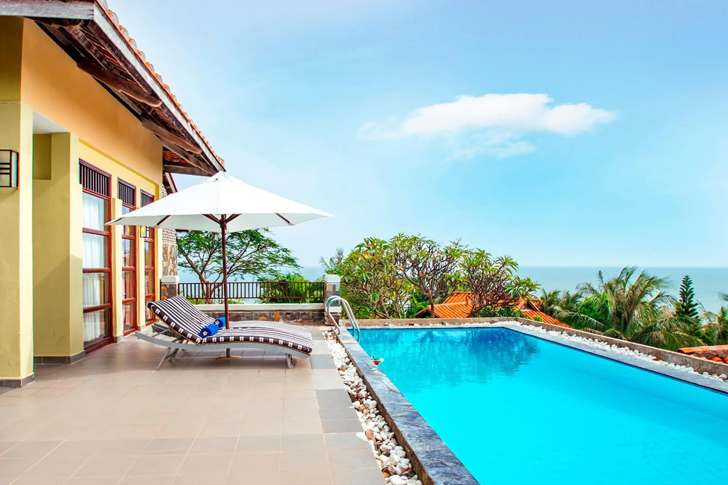 Garden, Swimming Pool in Romana Resort & Spa