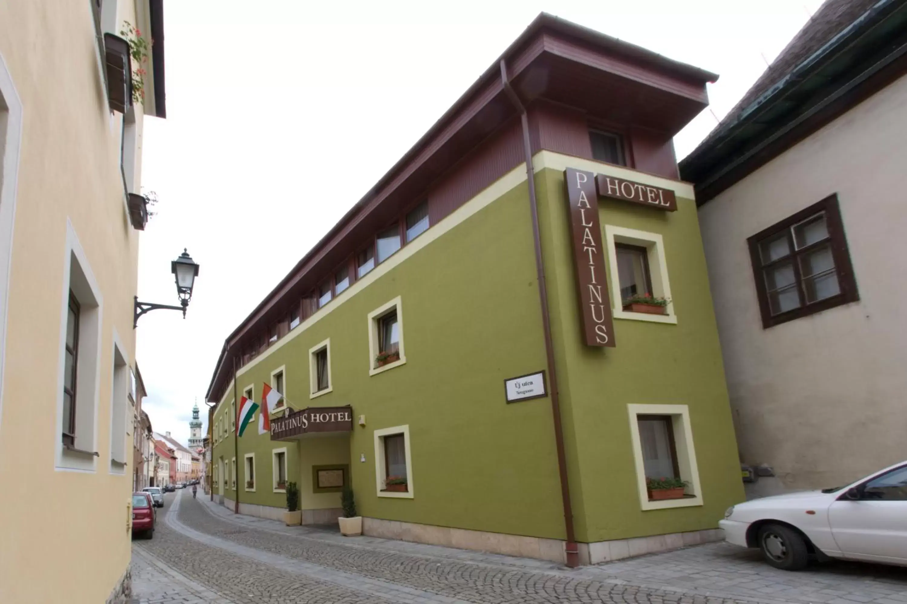 Facade/entrance, Property Building in Hotel Palatinus