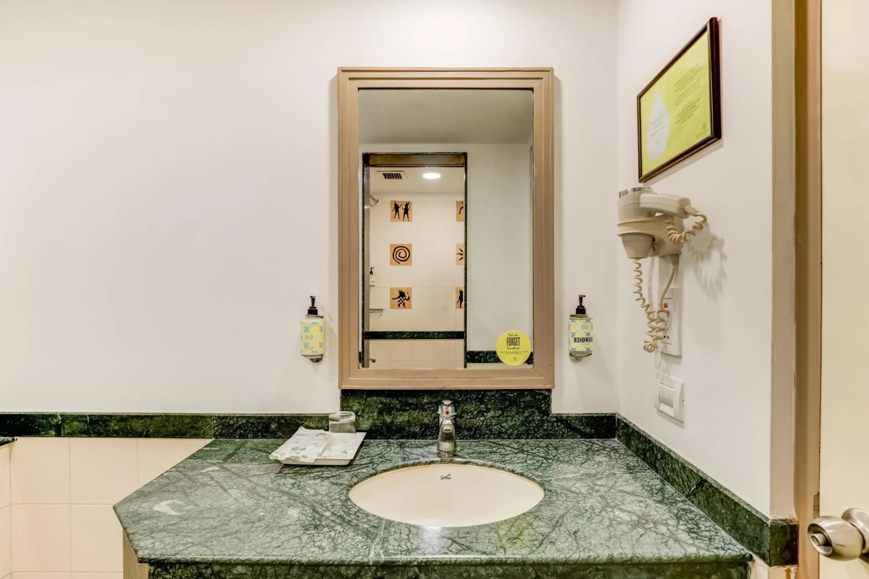 Bathroom in Lemon Tree Hotel, Ahmedabad