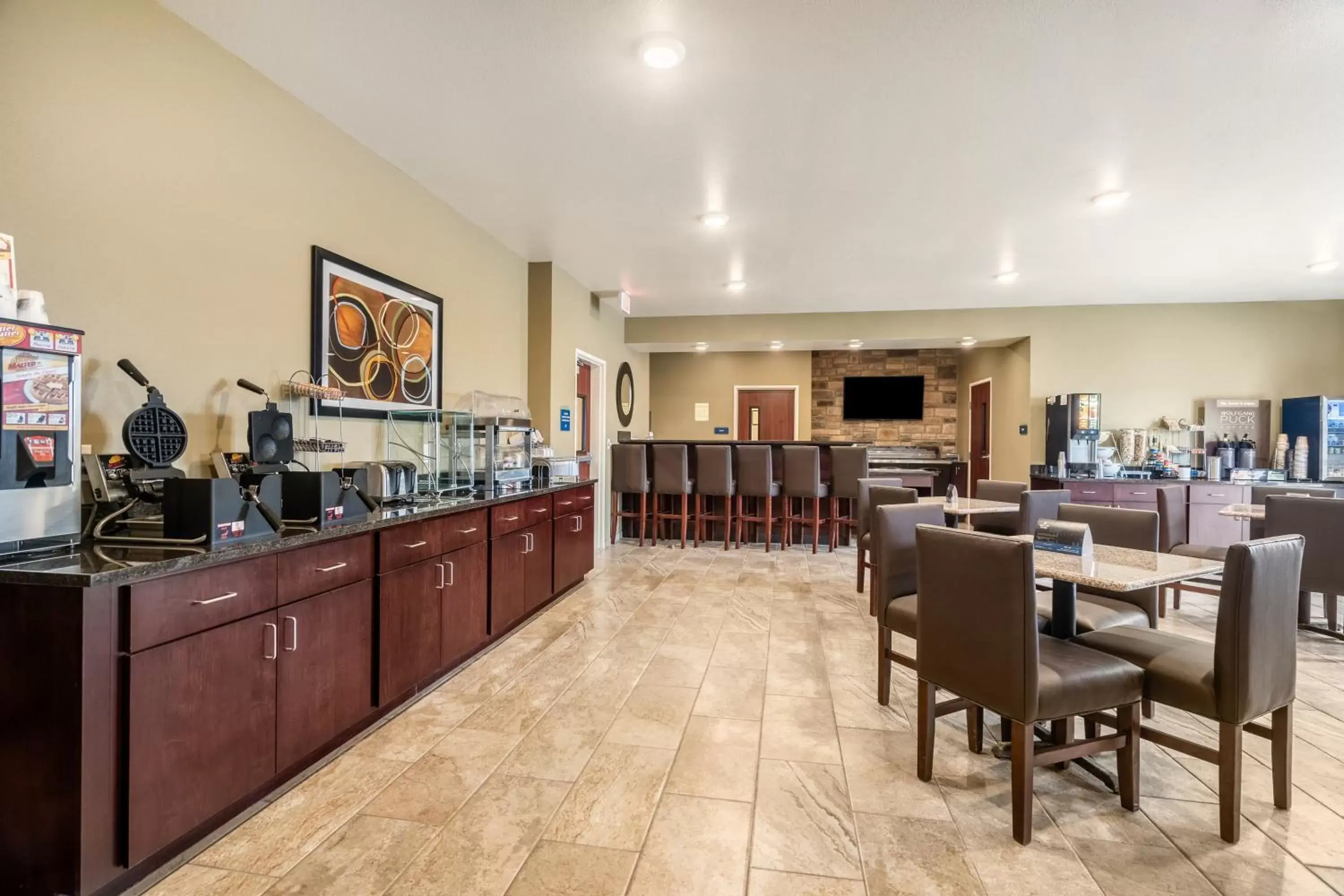 Lounge or bar, Restaurant/Places to Eat in Cobblestone Inn & Suites - Kermit
